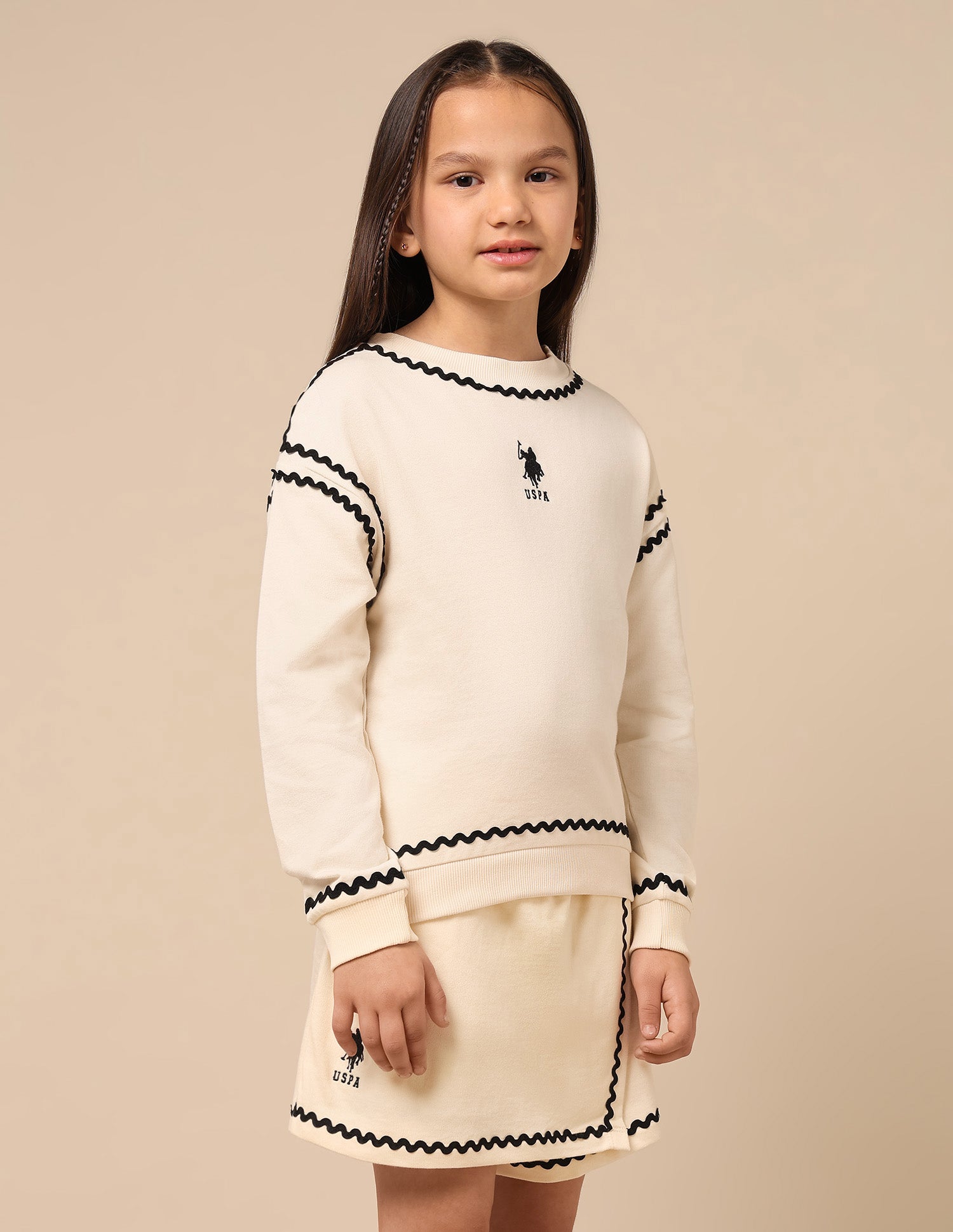 Girls Solid Comfort Fit Sweatshirt Off White - U.S. POLO ASSN. | Large