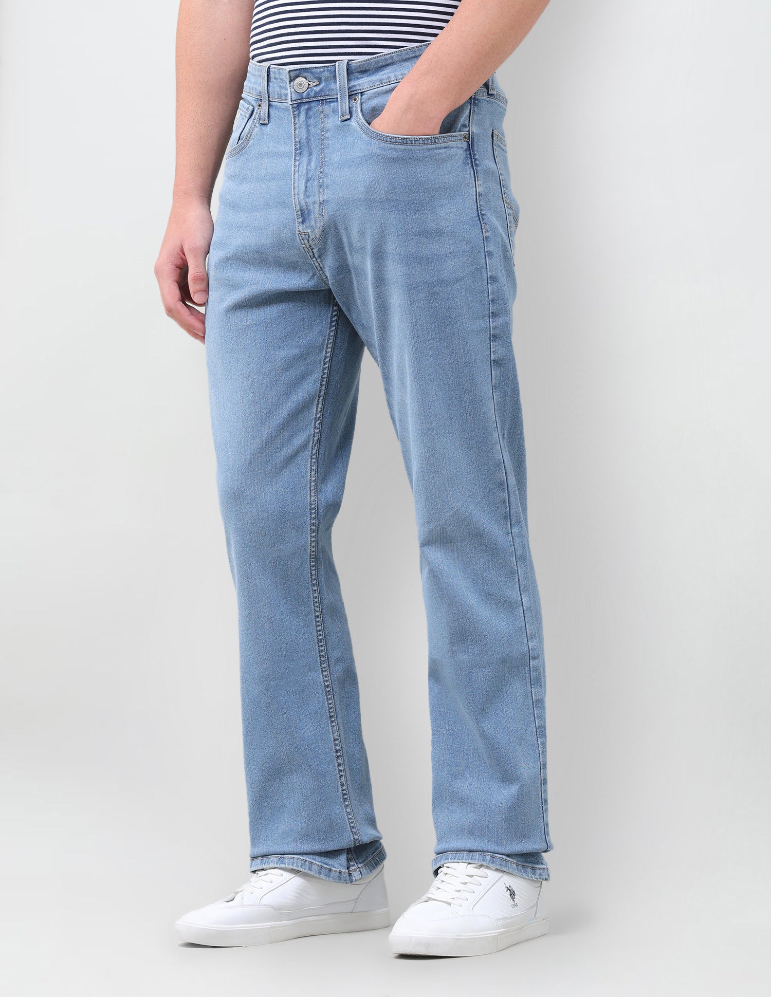 Connor Bootcut Fit Blue Jeans Light Indigo - U.S. Polo Assn. India | Large