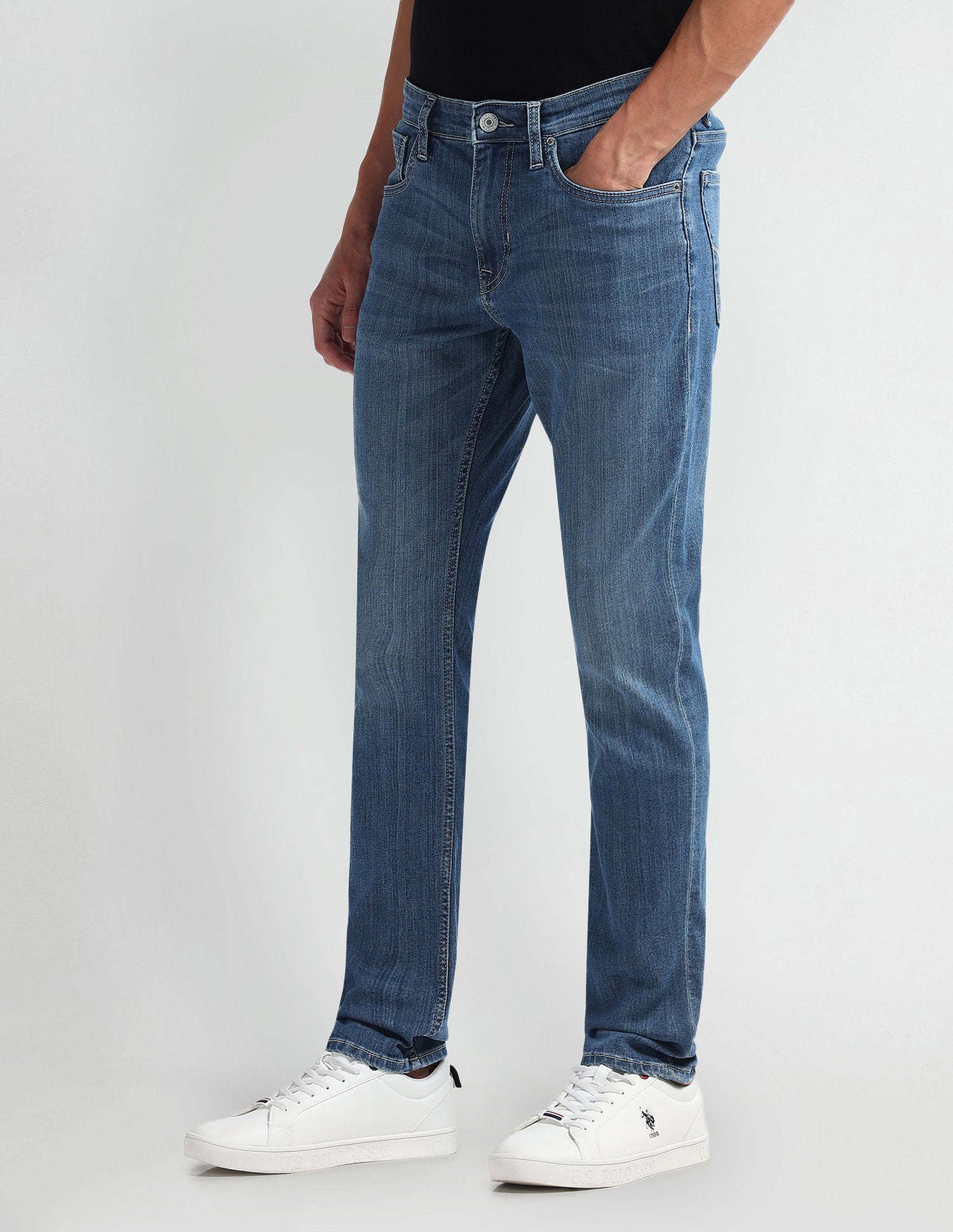 Brandon Slim Tapered Fit Blue Jeans Blue - U.S. Polo Assn. India | Large