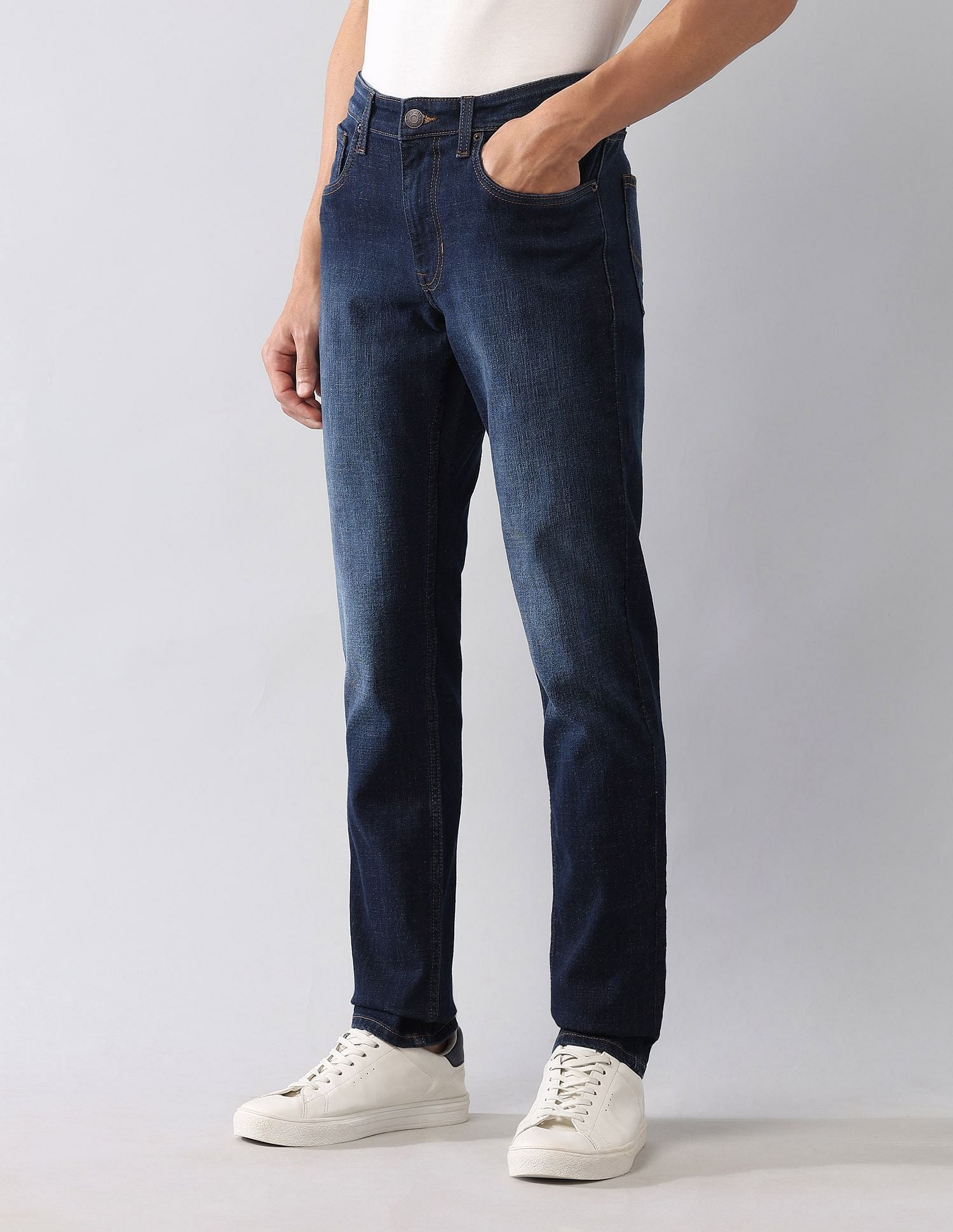 Brandon Slim Tapered Fit Blue Jeans Blue - U.S. POLO ASSN. | Large