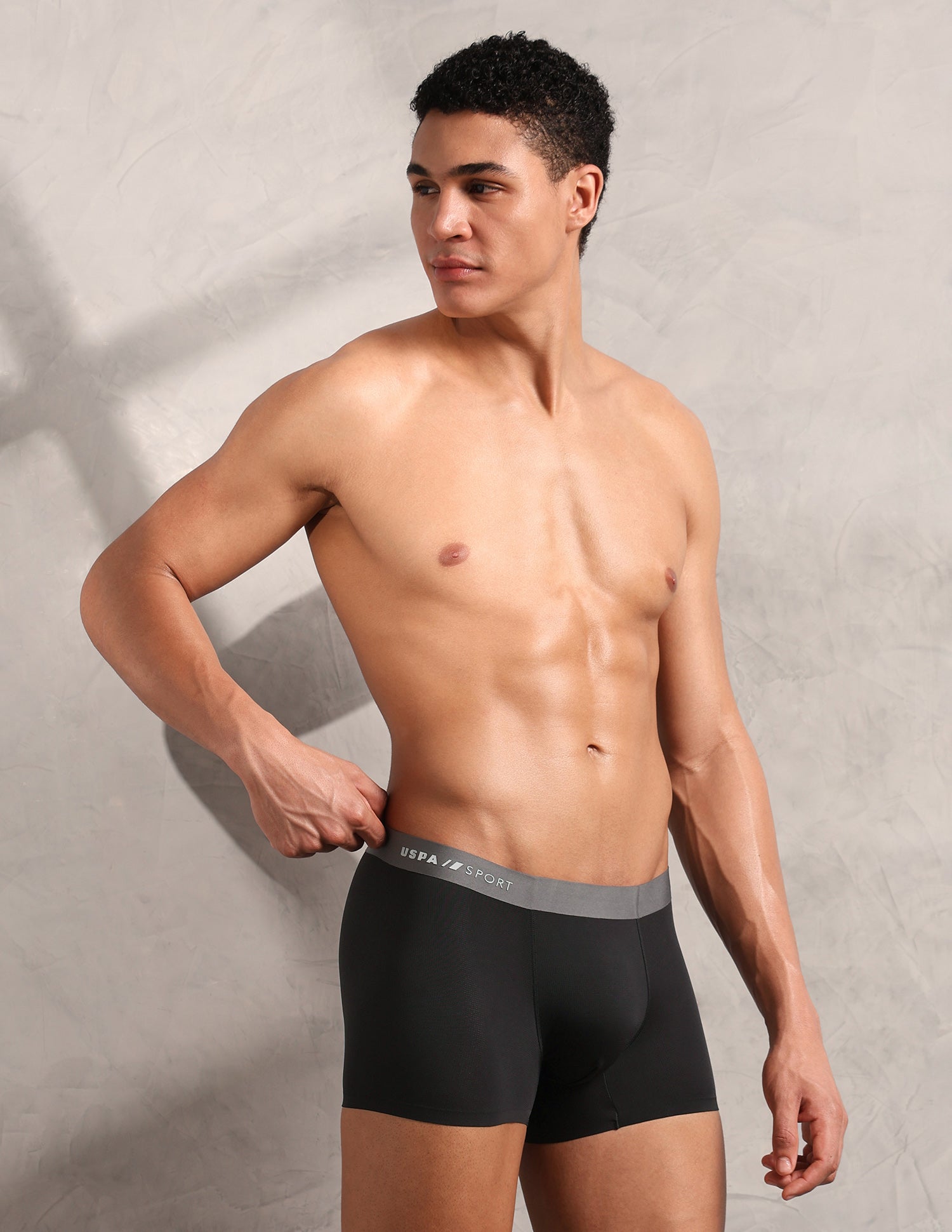 Signature Sports Mesh RT009 Seamless Trunk Black - U.S. Polo Assn. India | Large