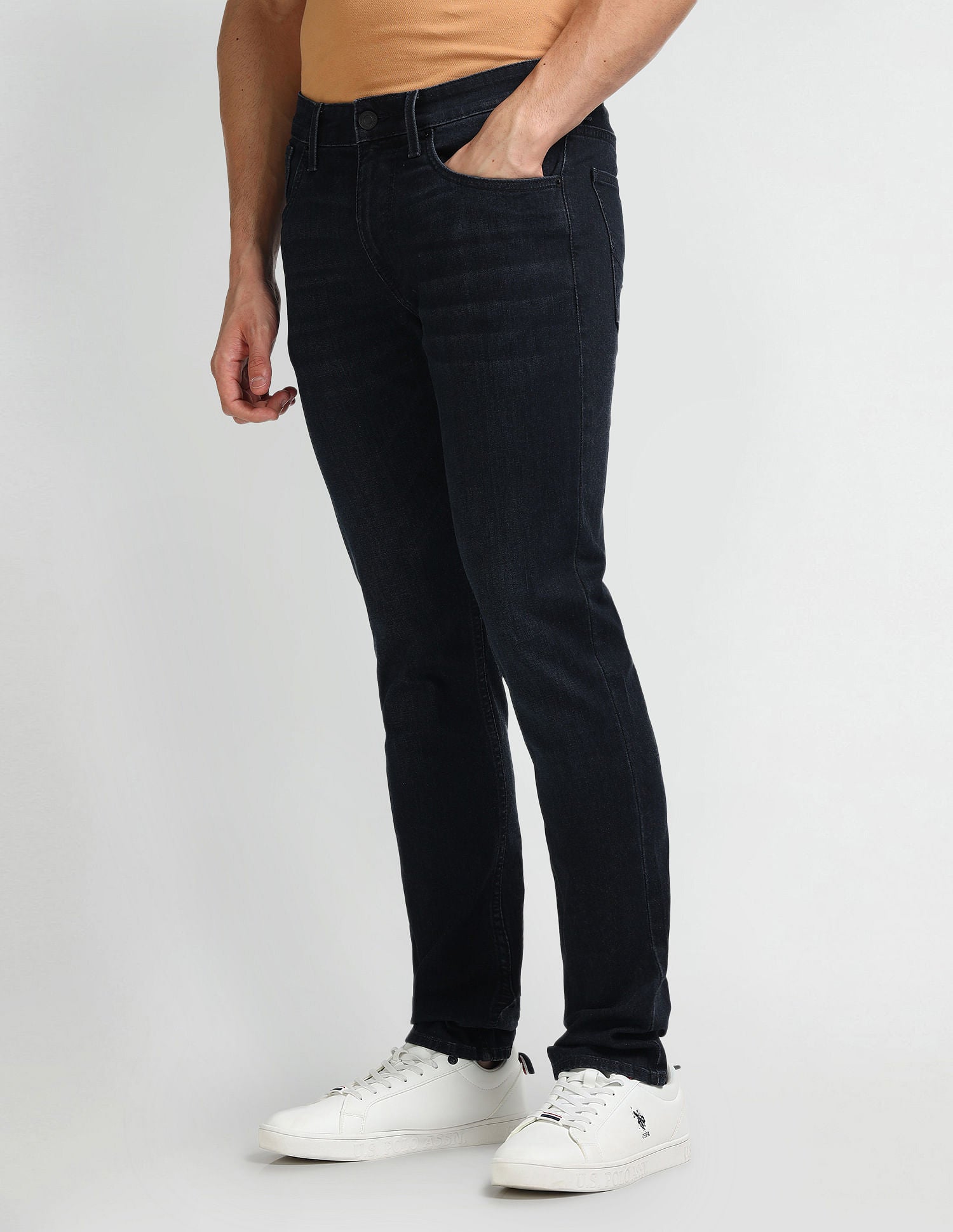 Brandon Slim Tapered Fit Blue Jeans Blue - U.S. Polo Assn. India | Large