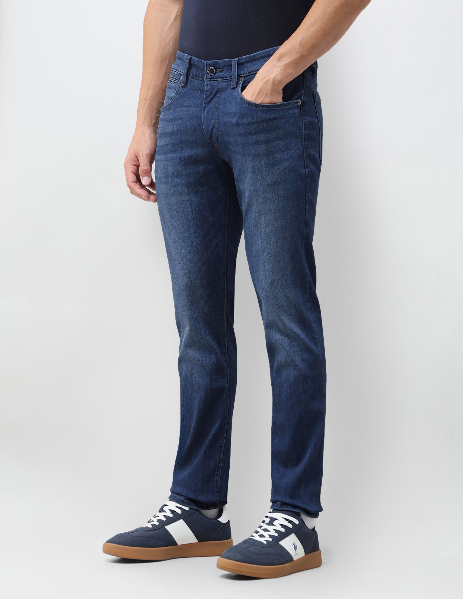 Brandon Slim Tapered Fit Blue Jeans Blue - U.S. Polo Assn. India | Large