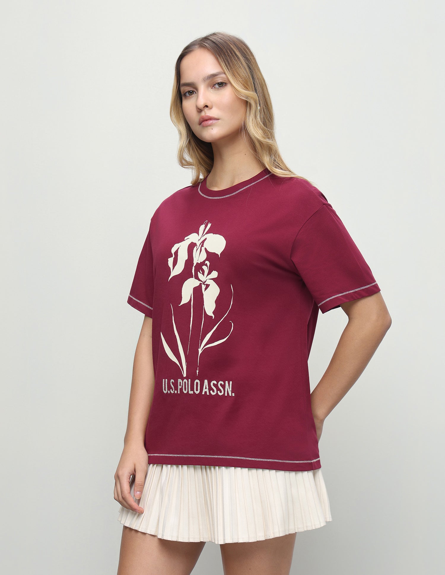 Floral Brand Embroidered Boyfriend Fit T-Shirt Maroon - U.S. Polo Assn. India | Large