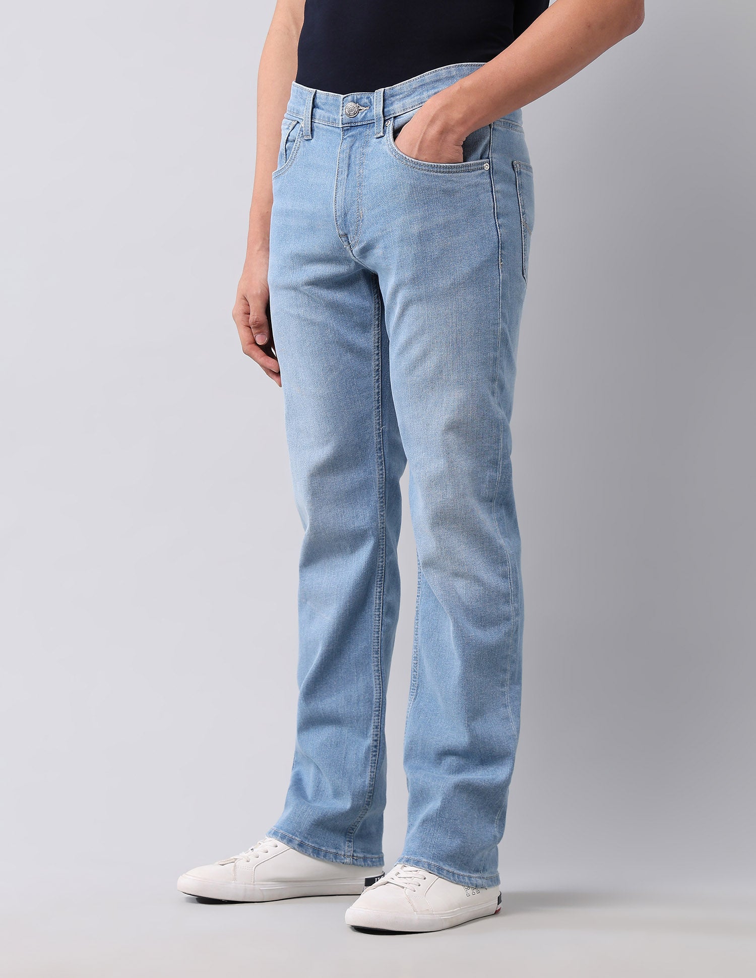 Harold Slim Straight Fit Blue Jeans Medium Wash - U.S. POLO ASSN. | Large