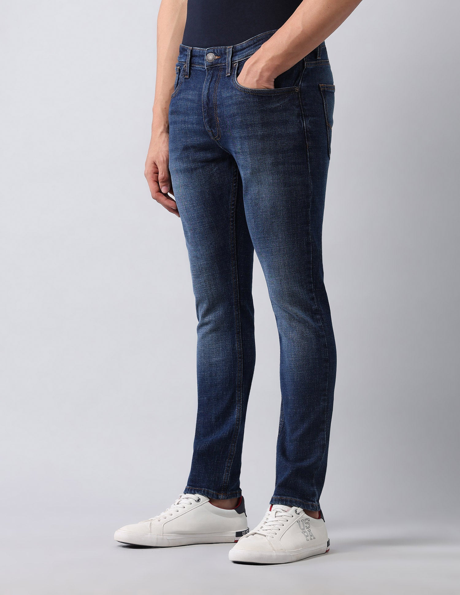 Henry Tapered Fit Blue Jeans Dark Blue - U.S. Polo Assn. India | Large