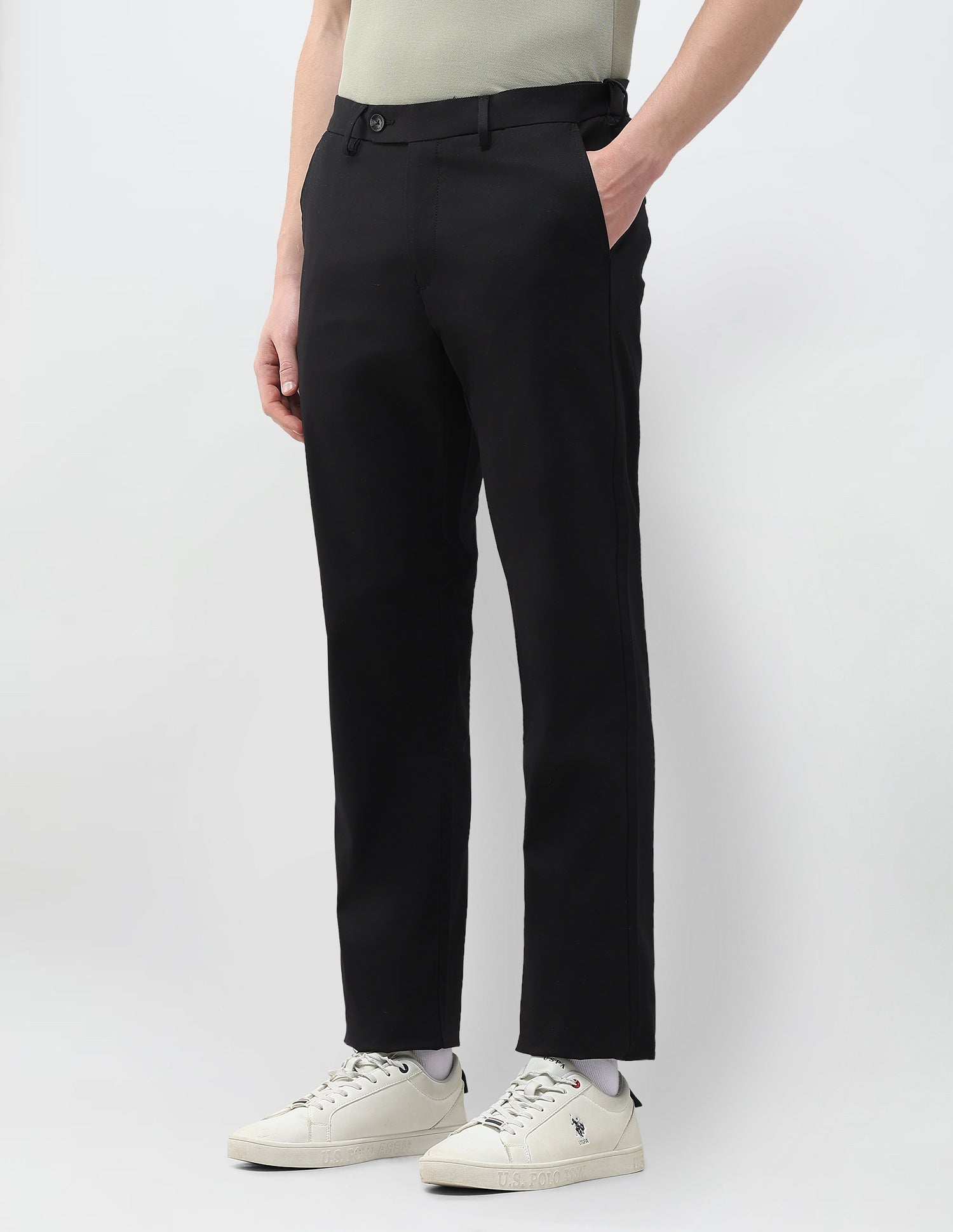 Riley Straight Fit Twill Trousers Black - U.S. Polo Assn. India | Large