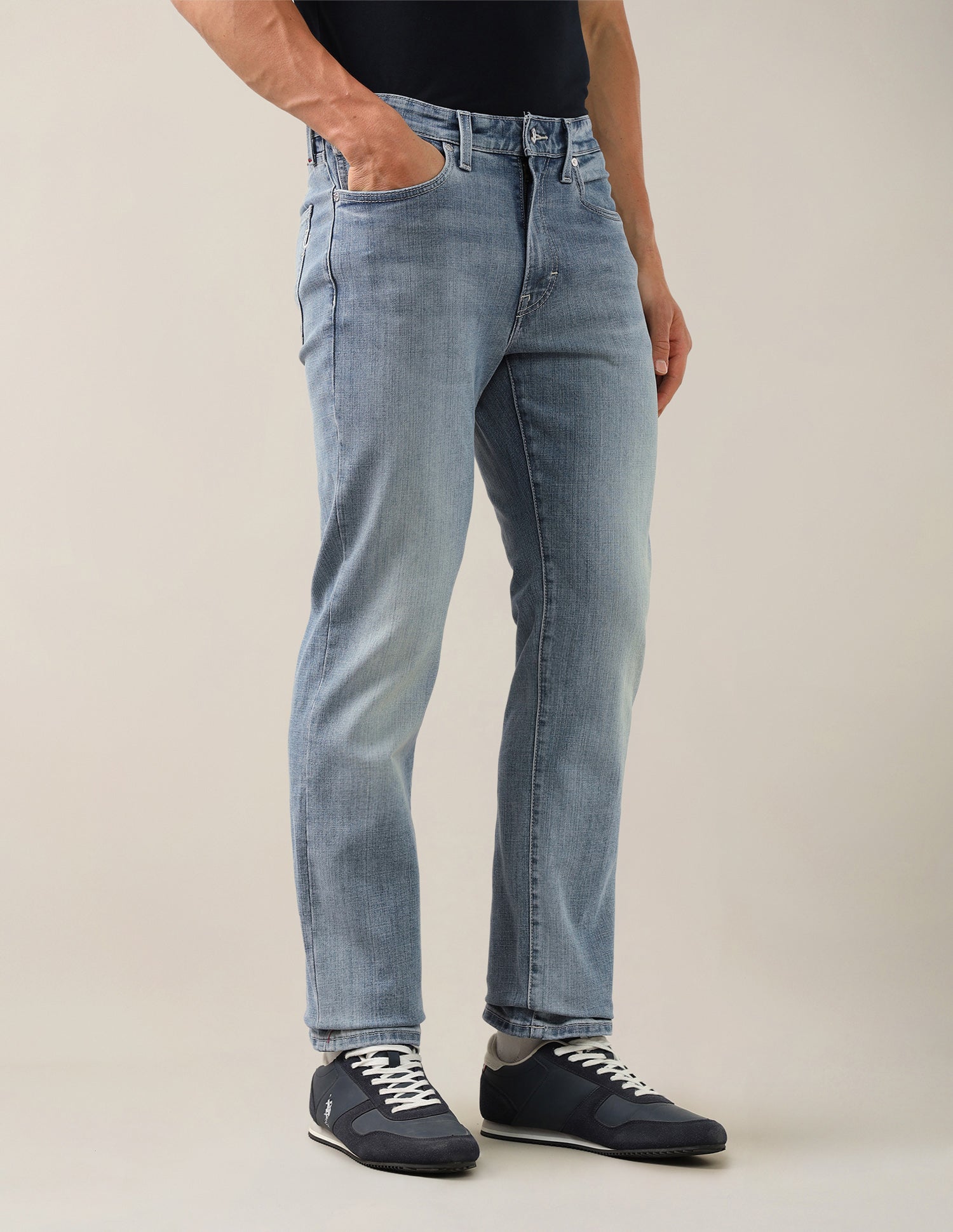Harold Slim Straight Fit Blue Jeans Light Blue - U.S. Polo Assn. India | Large