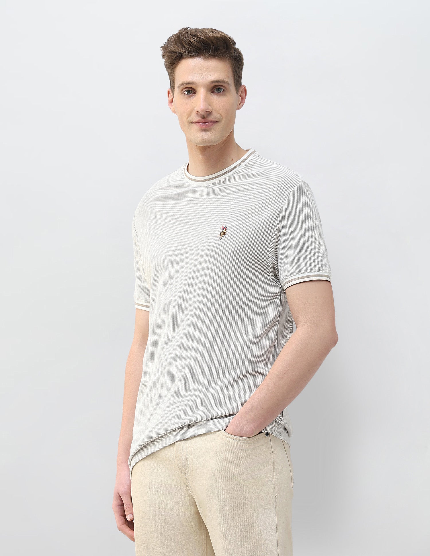 Textured Motel On The Coast Slim Fit T-Shirt Ivory - U.S. Polo Assn. India | Large