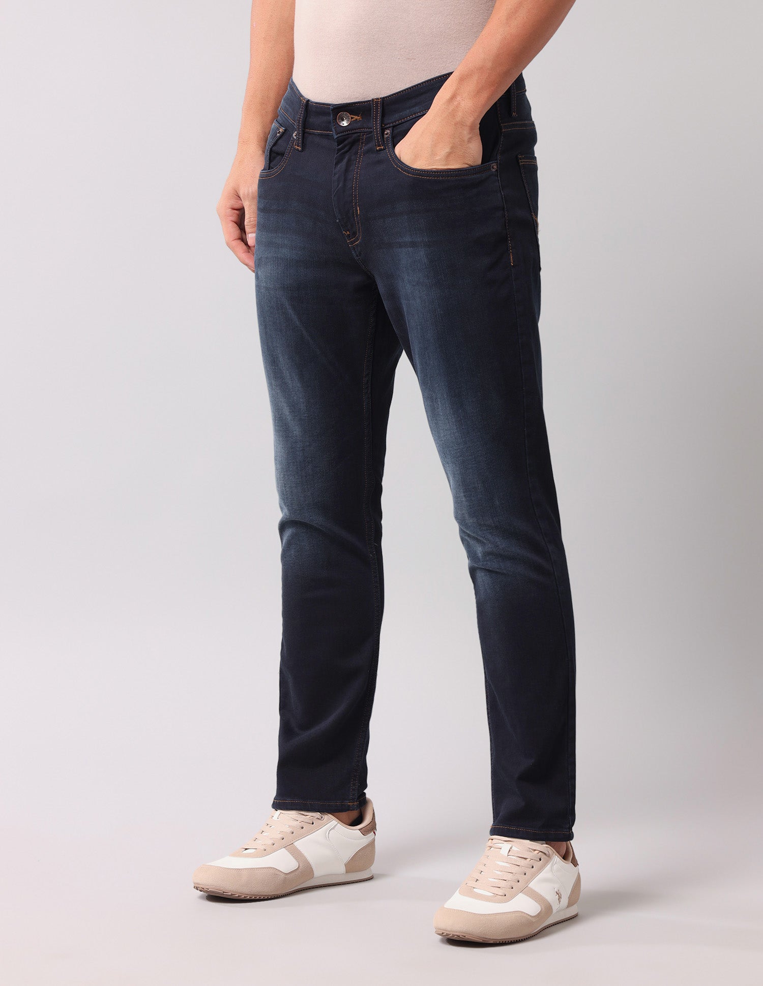 Henry Tapered Fit Blue Jeans Dark Wash - U.S. Polo Assn. India | Large