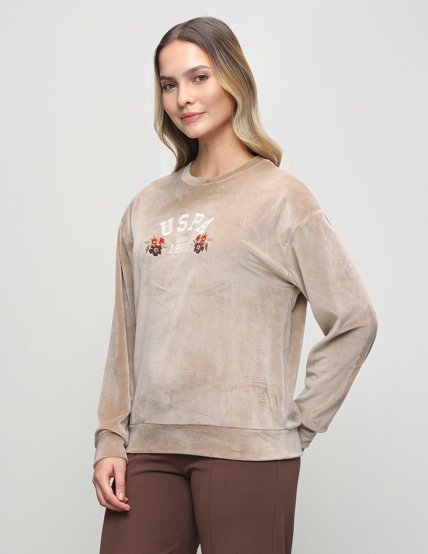 Brand Floral Embroidered Relaxed Fit Sweatshirt Beige - U.S. Polo Assn. India | Large