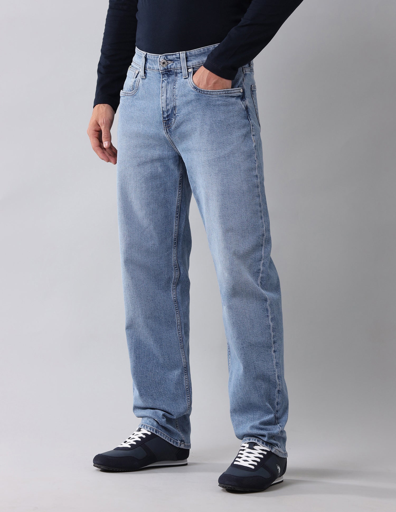 Shawn Relaxed Fit Blue Jeans Light Wash - U.S. Polo Assn. India | Large