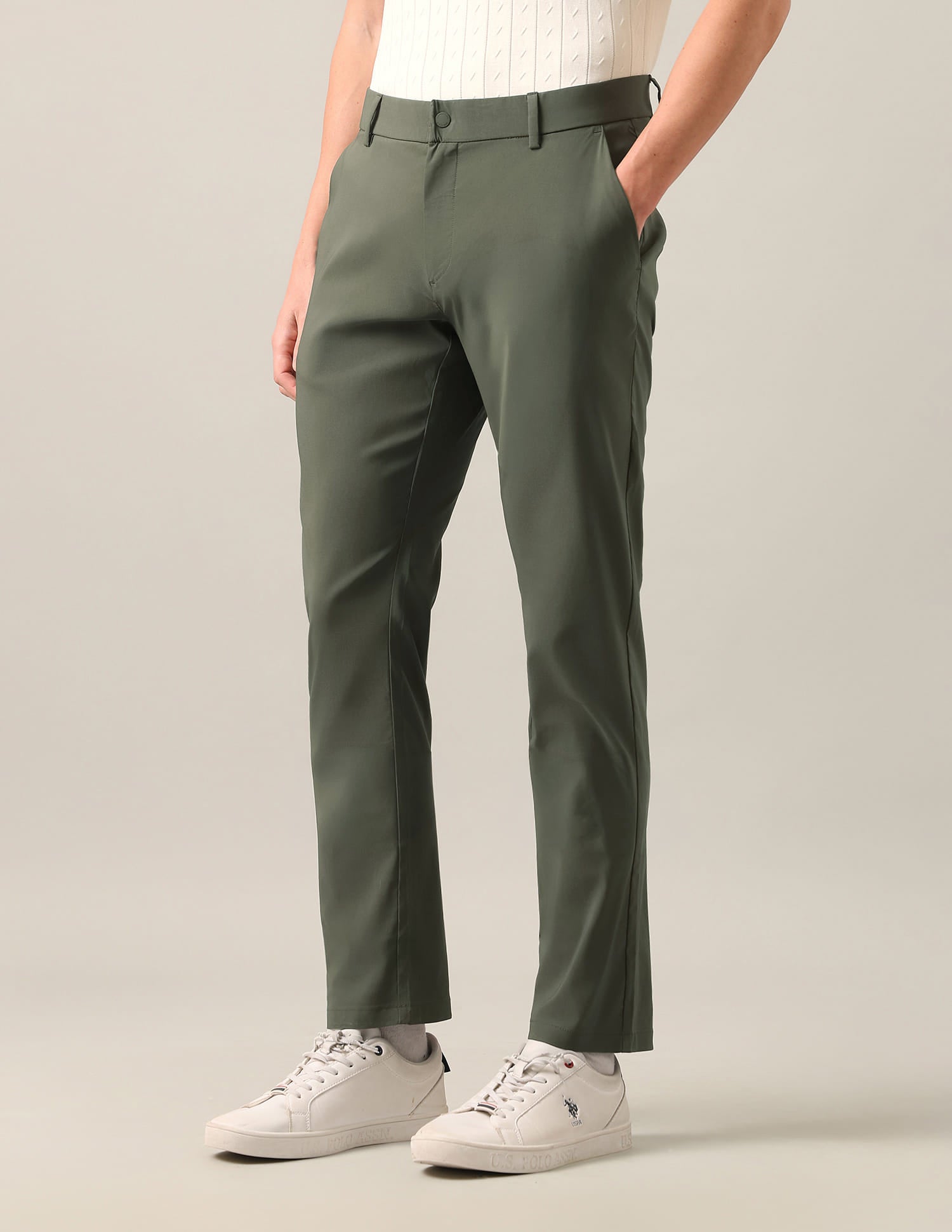 Austin Trim Regular Fit Mid Rise Trousers Green - U.S. Polo Assn. India | Large