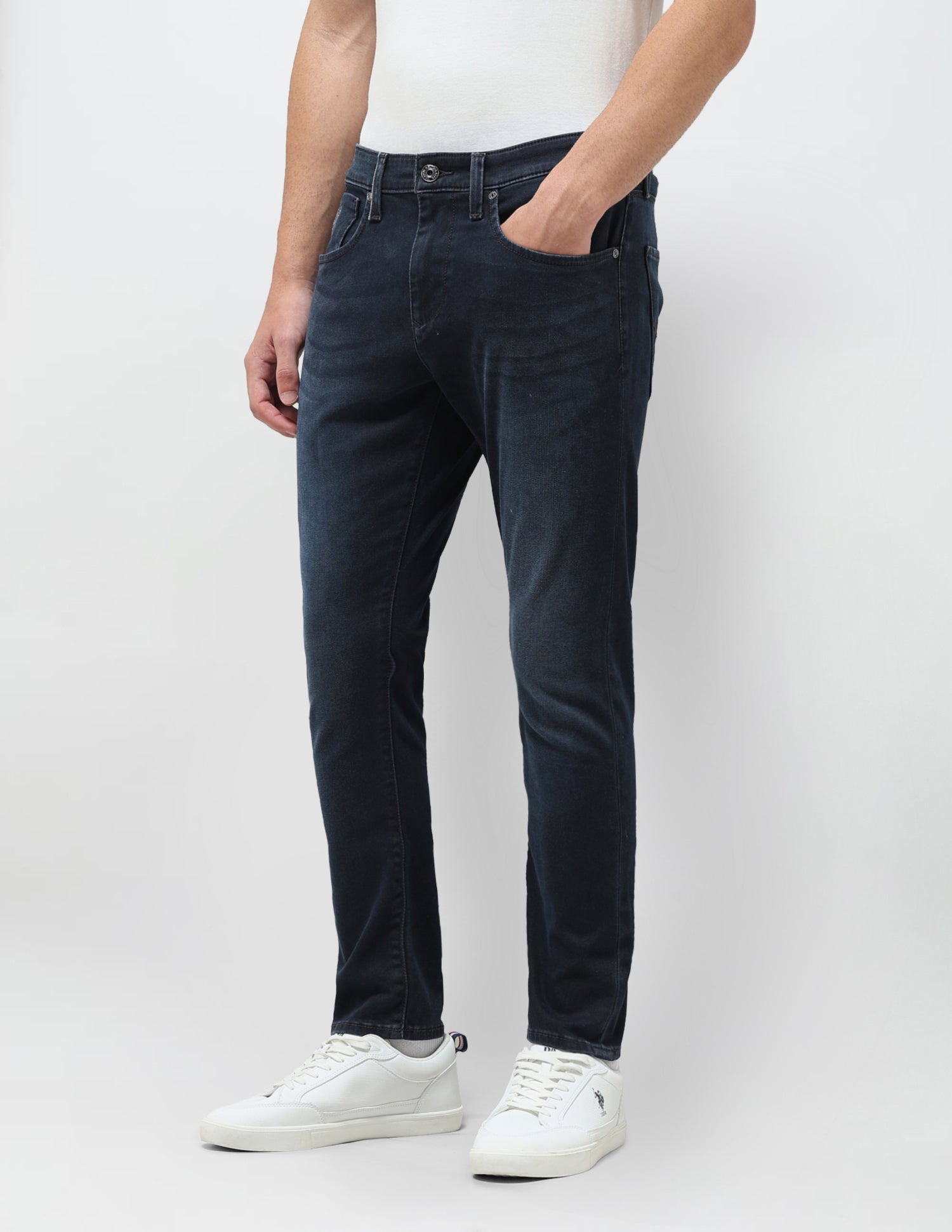 Henry Tapered Fit Blue Jeans Dark Blue - U.S. Polo Assn. India | Large