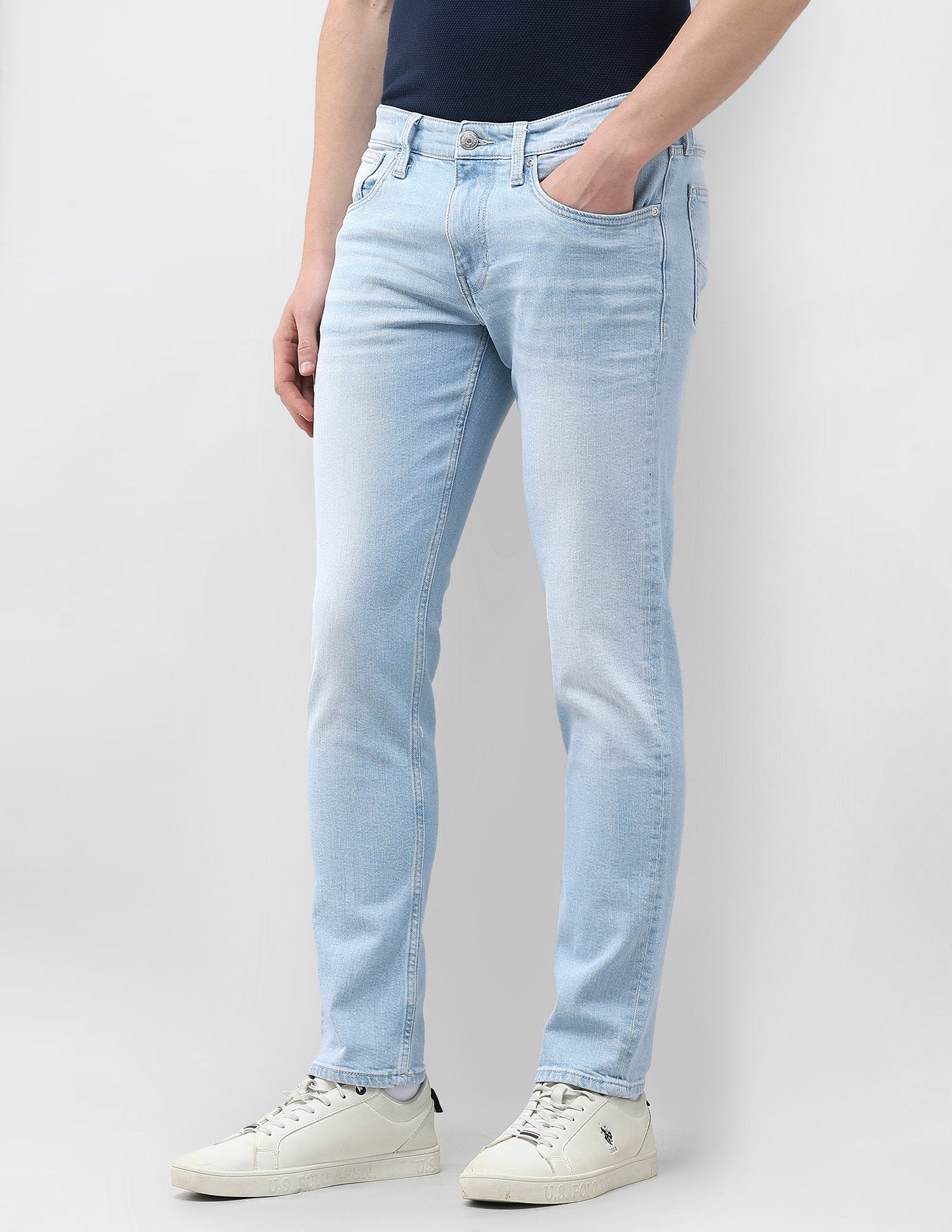 Brandon Slim Tapered Fit Blue Jeans Light Blue - U.S. Polo Assn. India | Large