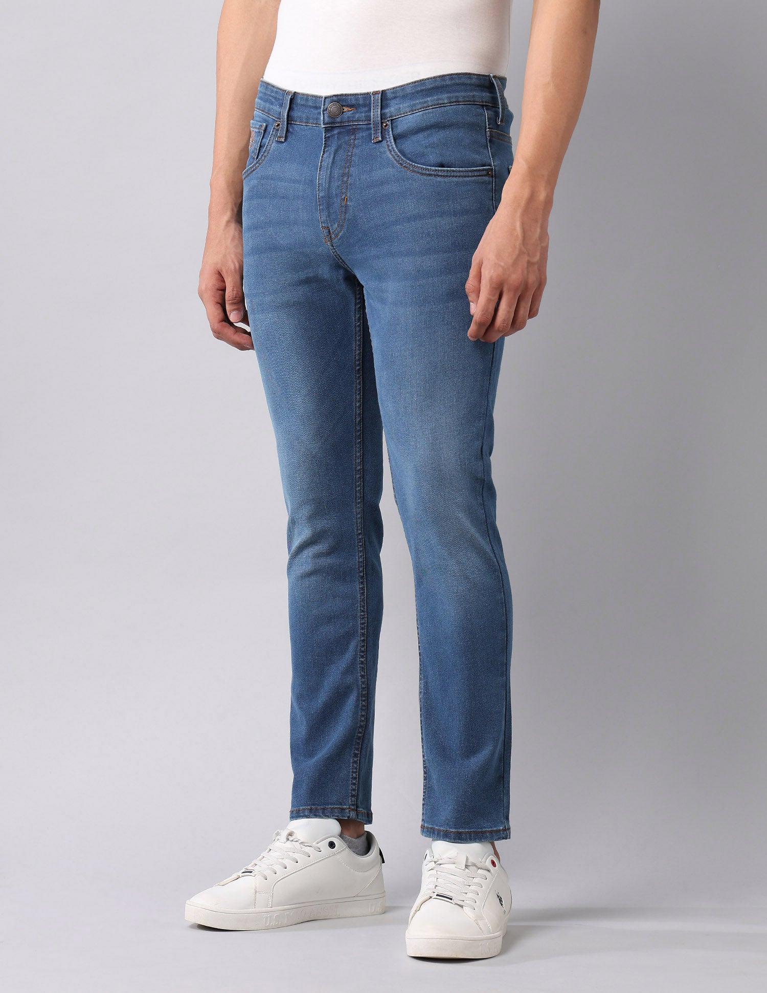 Henry Tapered Fit Blue Jeans Blue - U.S. Polo Assn. India | Large