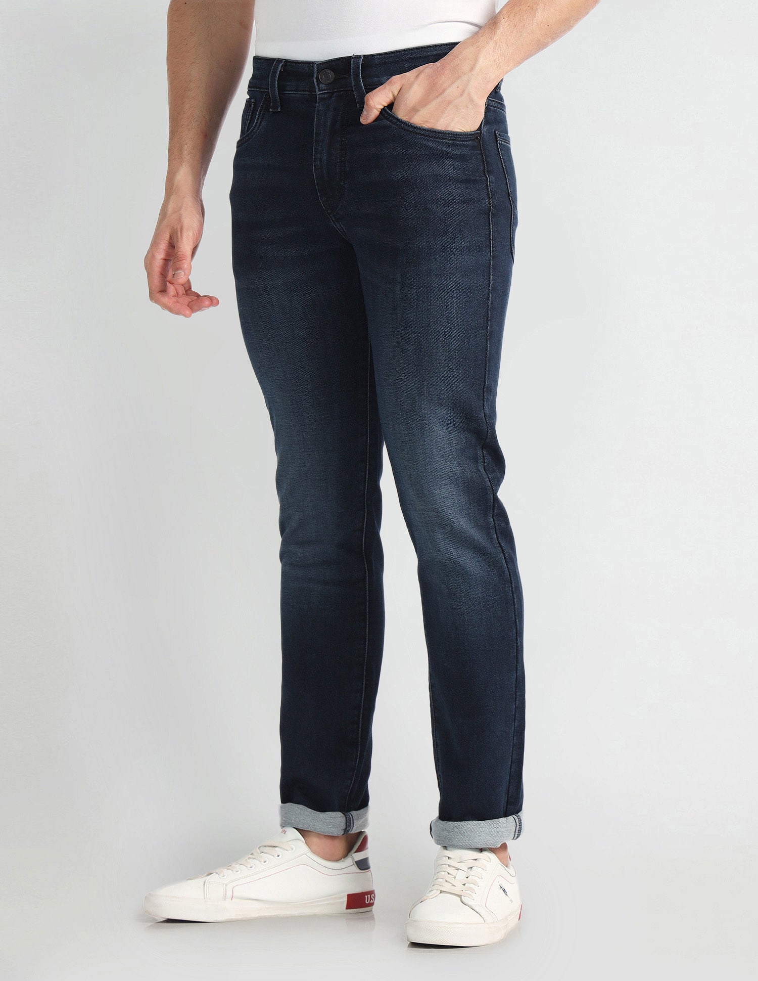 Brandon Slim Tapered Fit Blue Jeans Blue - U.S. Polo Assn. India | Large