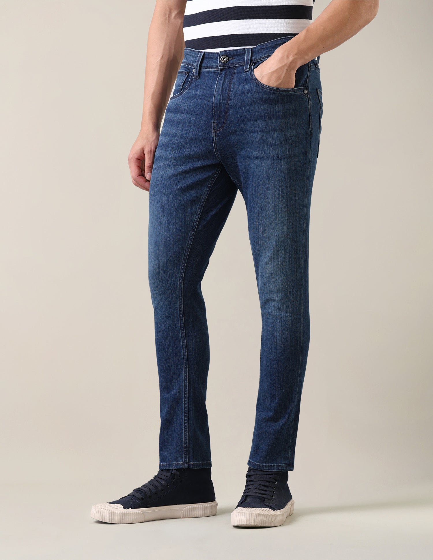 Henry Tapered Fit Blue Jeans Blue - U.S. Polo Assn. India | Large