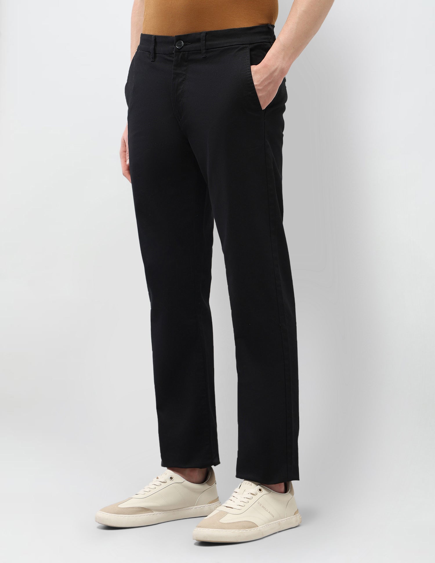 Solid Riley Straight Fit Trousers Black - U.S. Polo Assn. India | Large