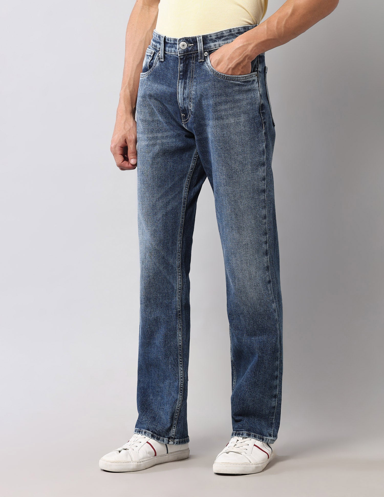 Connor Bootcut Fit Blue Vintage Jeans Medium Wash - U.S. Polo Assn. India | Large