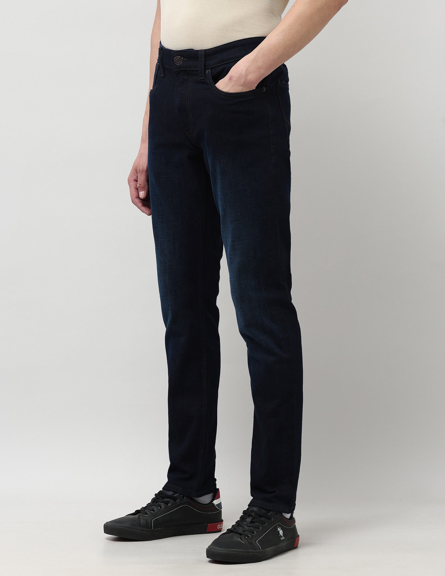 Brandon Slim Tapered Fit Blue Jeans Dark Wash - U.S. POLO ASSN. | Large