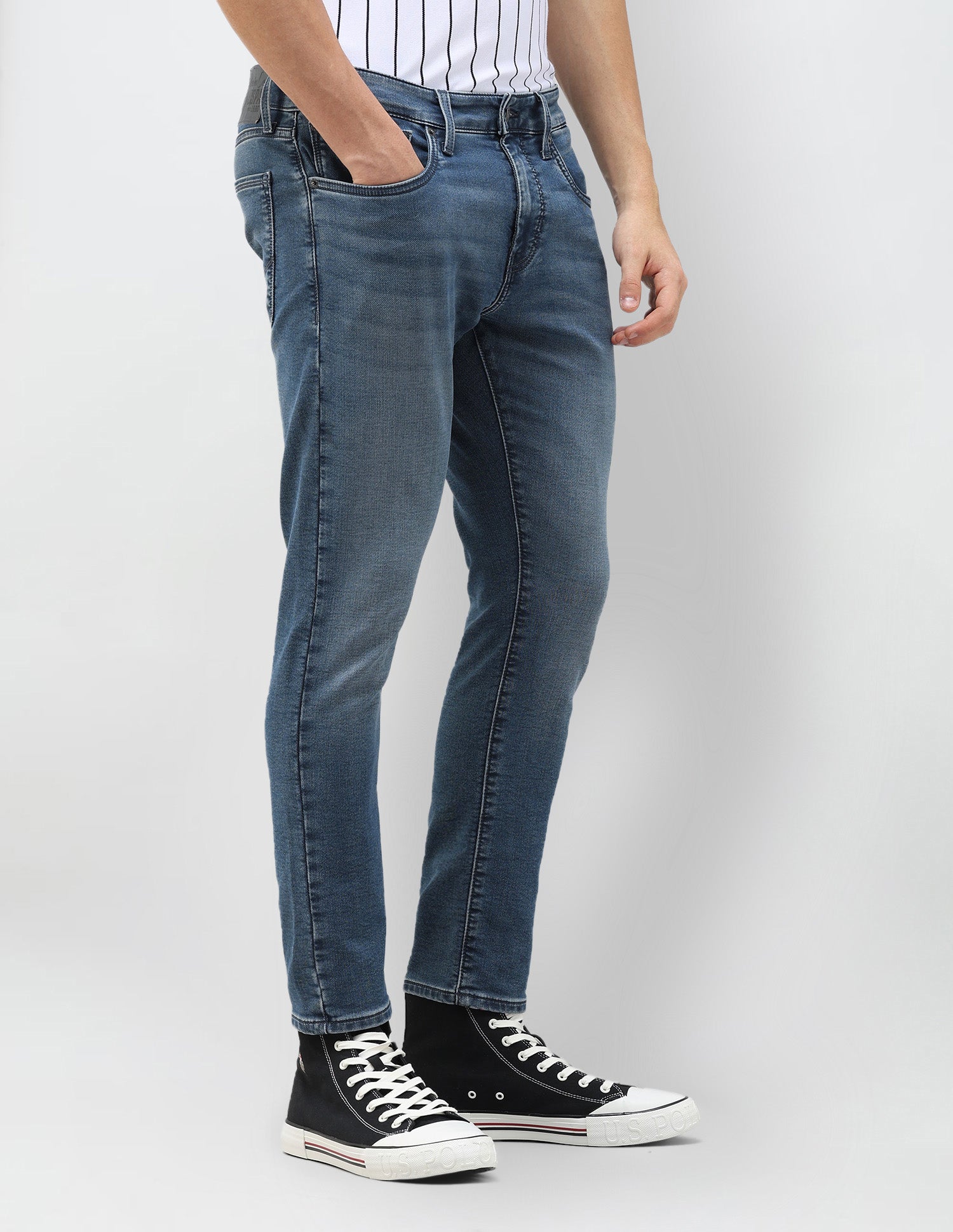 Henry Tapered Fit Blue Jeans Mid Blue - U.S. Polo Assn. India | Large