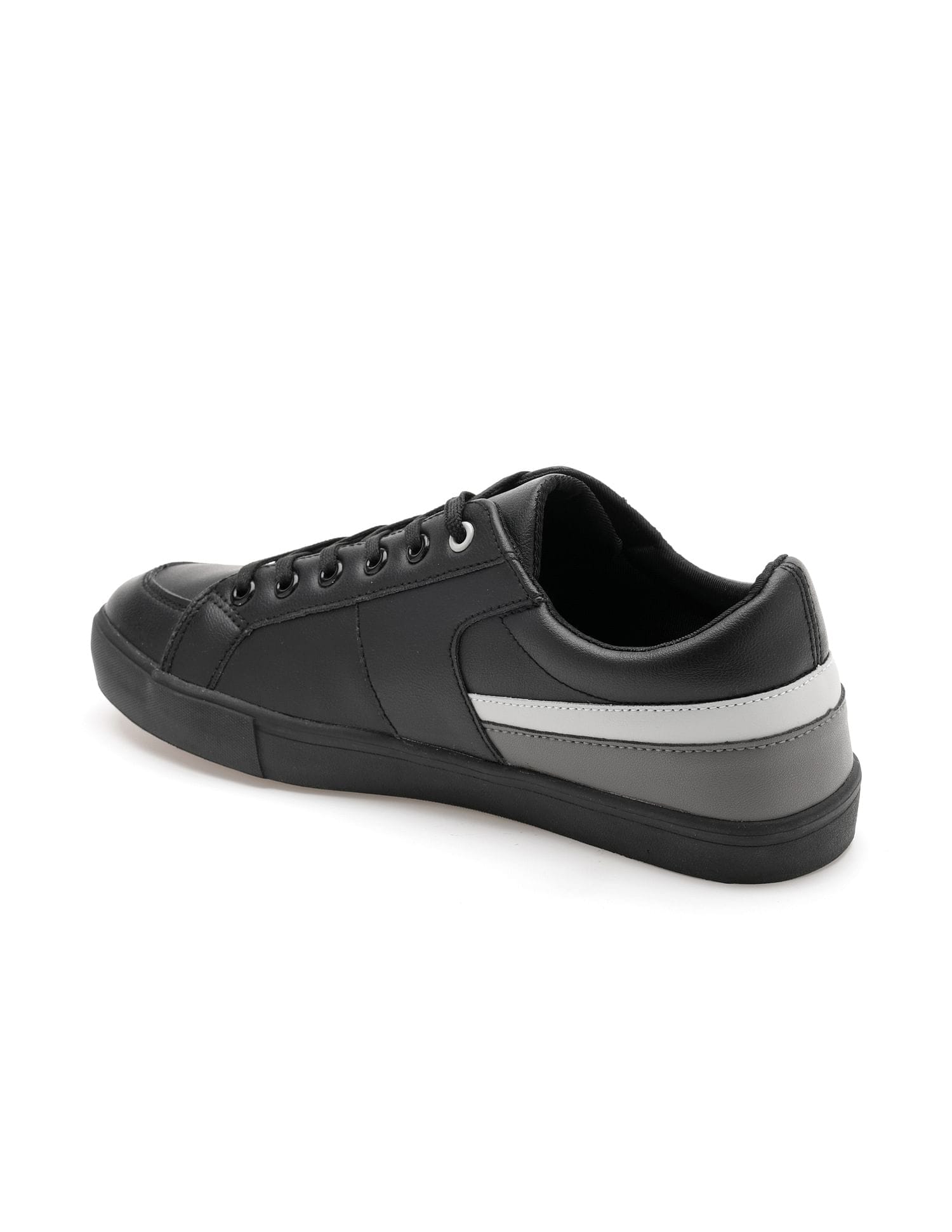 Men Clarkin 5.0 Colourblocked Sneakers Black - U.S. Polo Assn. India | Large