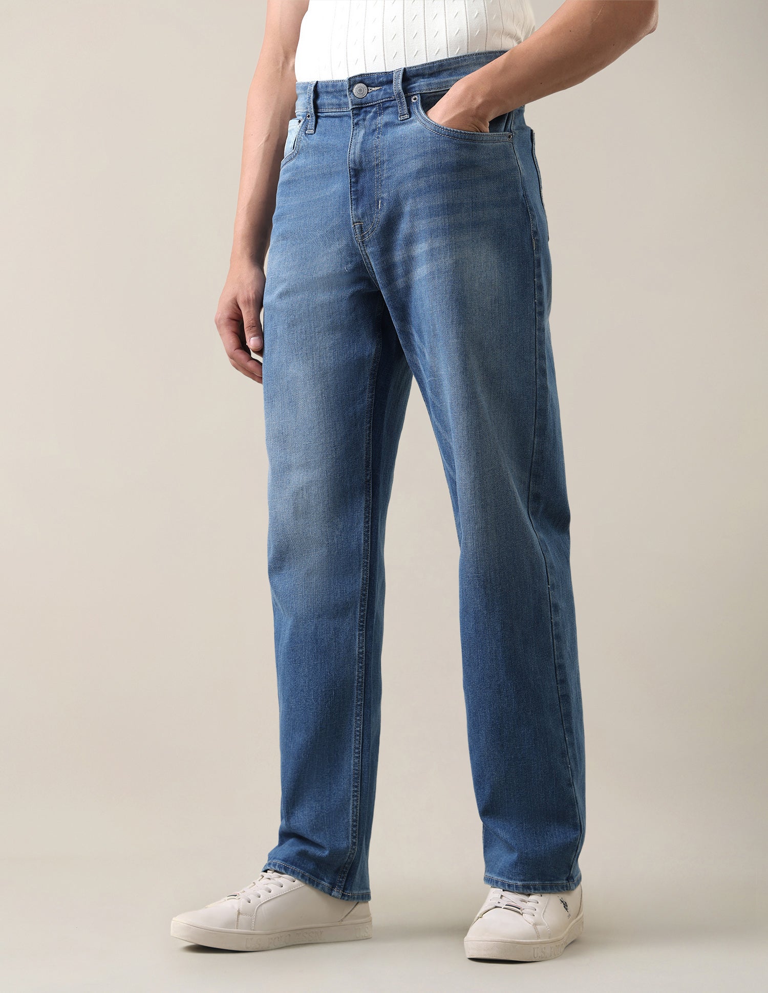 Logan Loose Straight Fit Blue Jeans Light Indigo - U.S. Polo Assn. India | Large