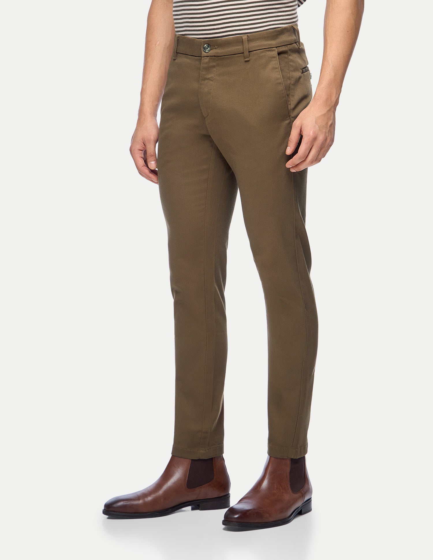 Austin Slim Fit Mid Rise Trousers Brown - U.S. Polo Assn. India | Large