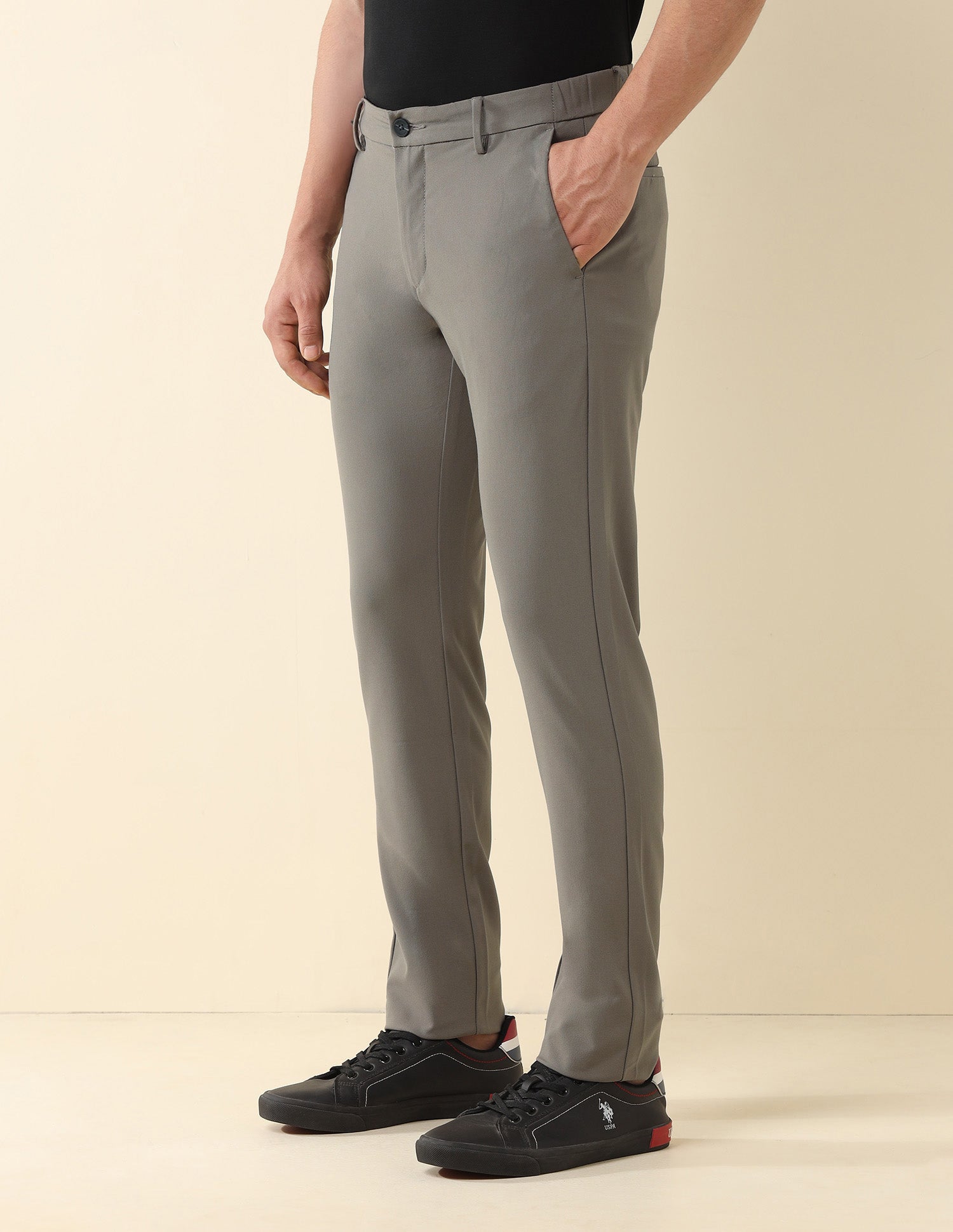 Austin Slim Fit Solid Trousers Brown - U.S. Polo Assn. India | Large
