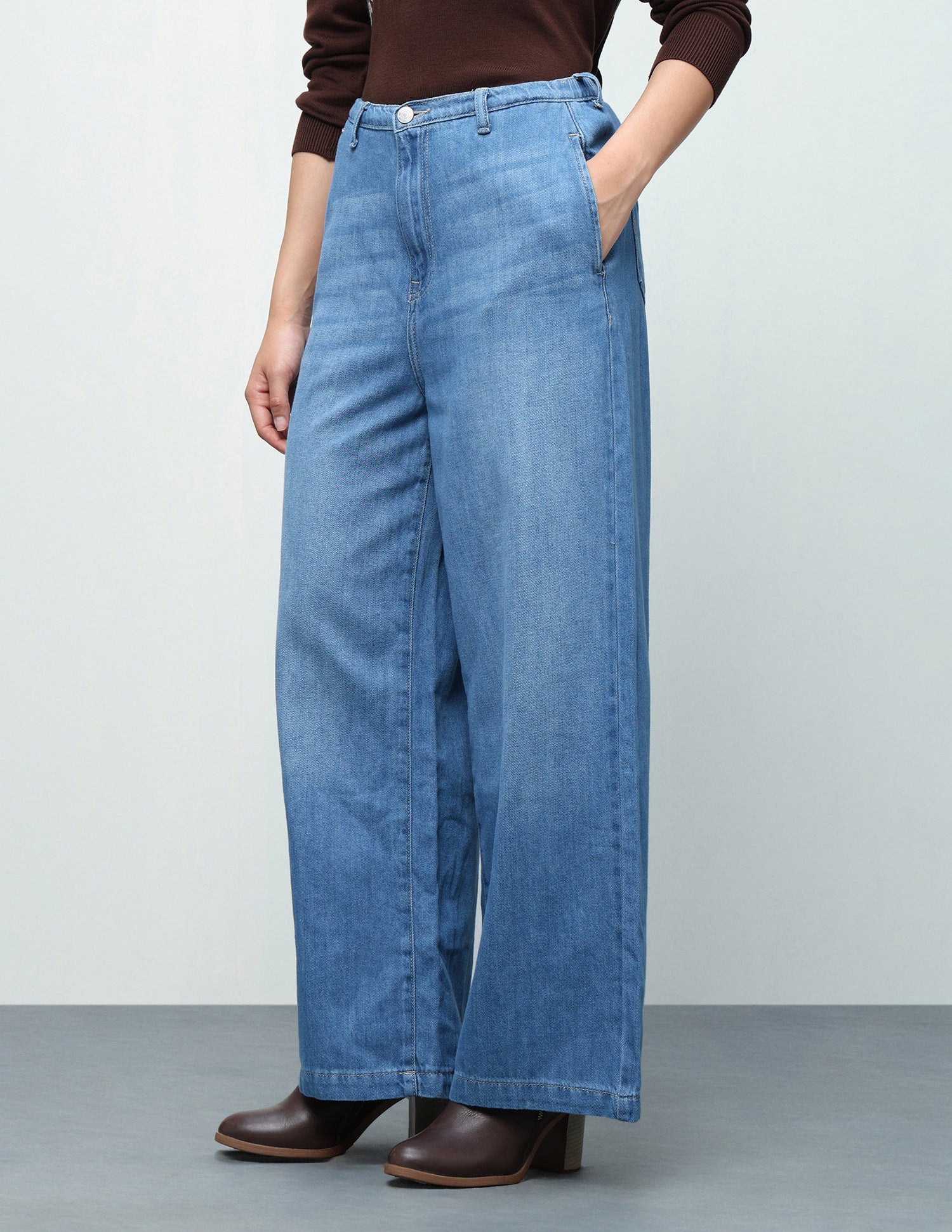 Wide Leg Fit Blue Jeans Light Blue - U.S. Polo Assn. India | Large