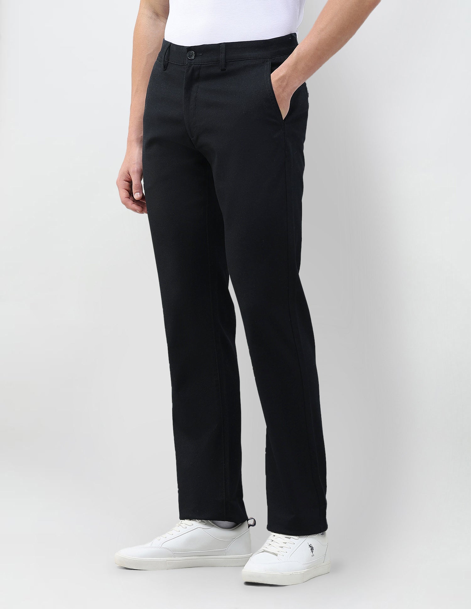 Riley Straight Fit Dobby Trousers Black - U.S. Polo Assn. India | Large