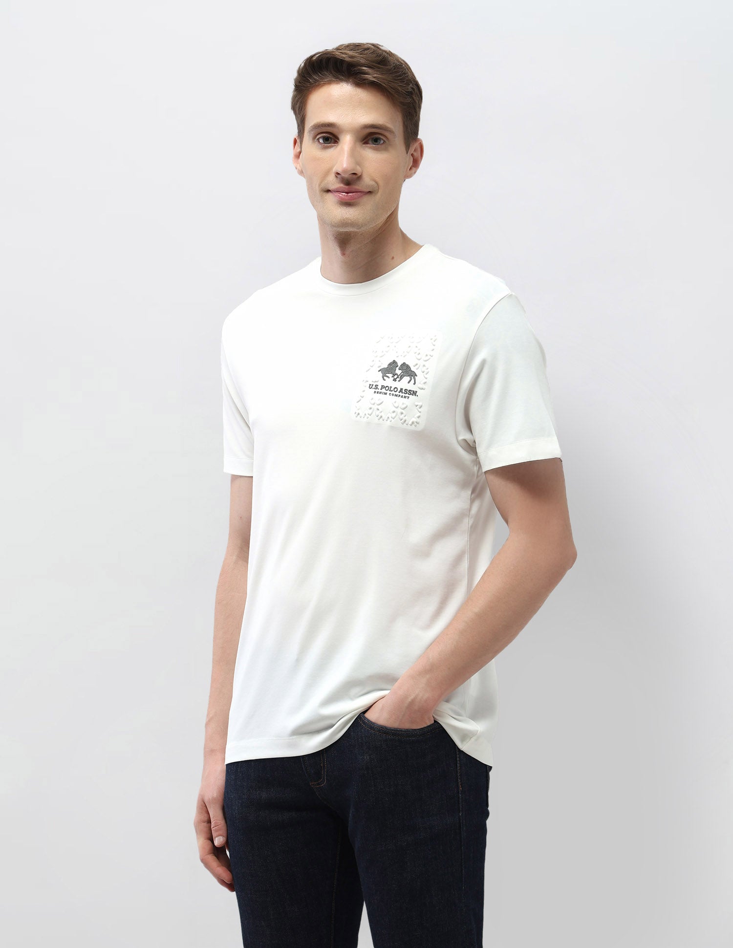 Solid Slim Fit Black & Gold T-Shirt Ivory - U.S. Polo Assn. India | Large