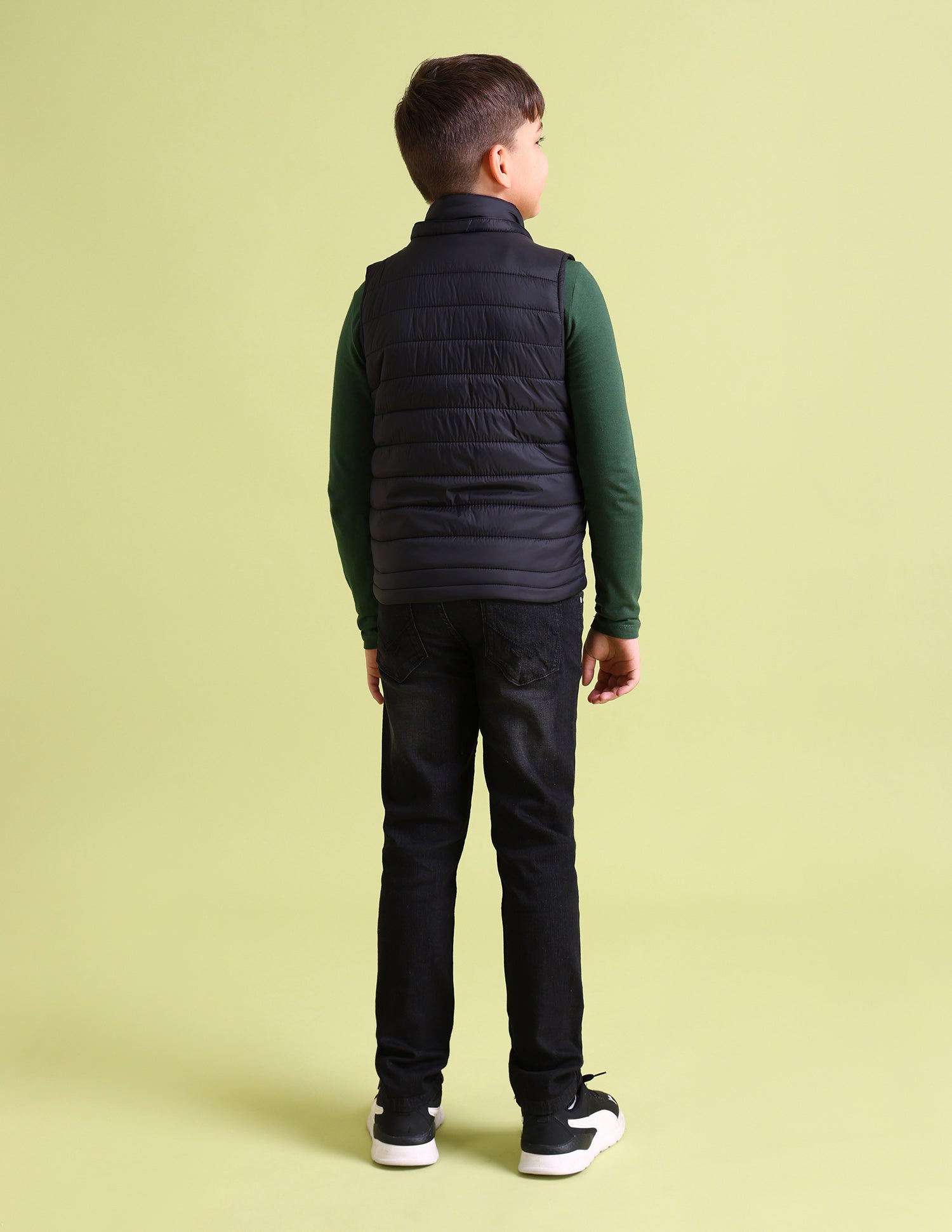 Boys Black Sleeveless Solid Puffer Jacket Black - U.S. POLO ASSN. | Large