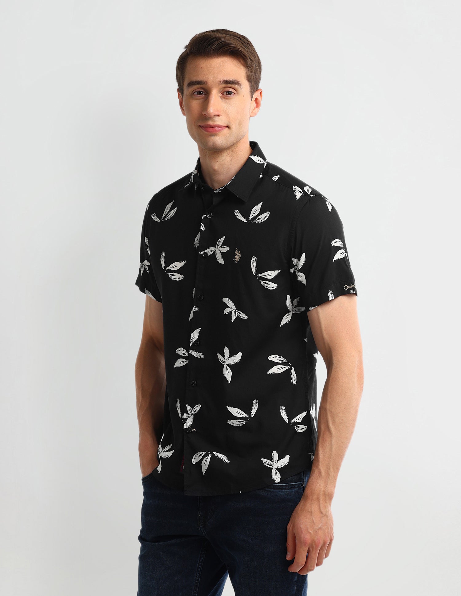 Floral Slim Fit Shirt Black - U.S. Polo Assn. India | Large