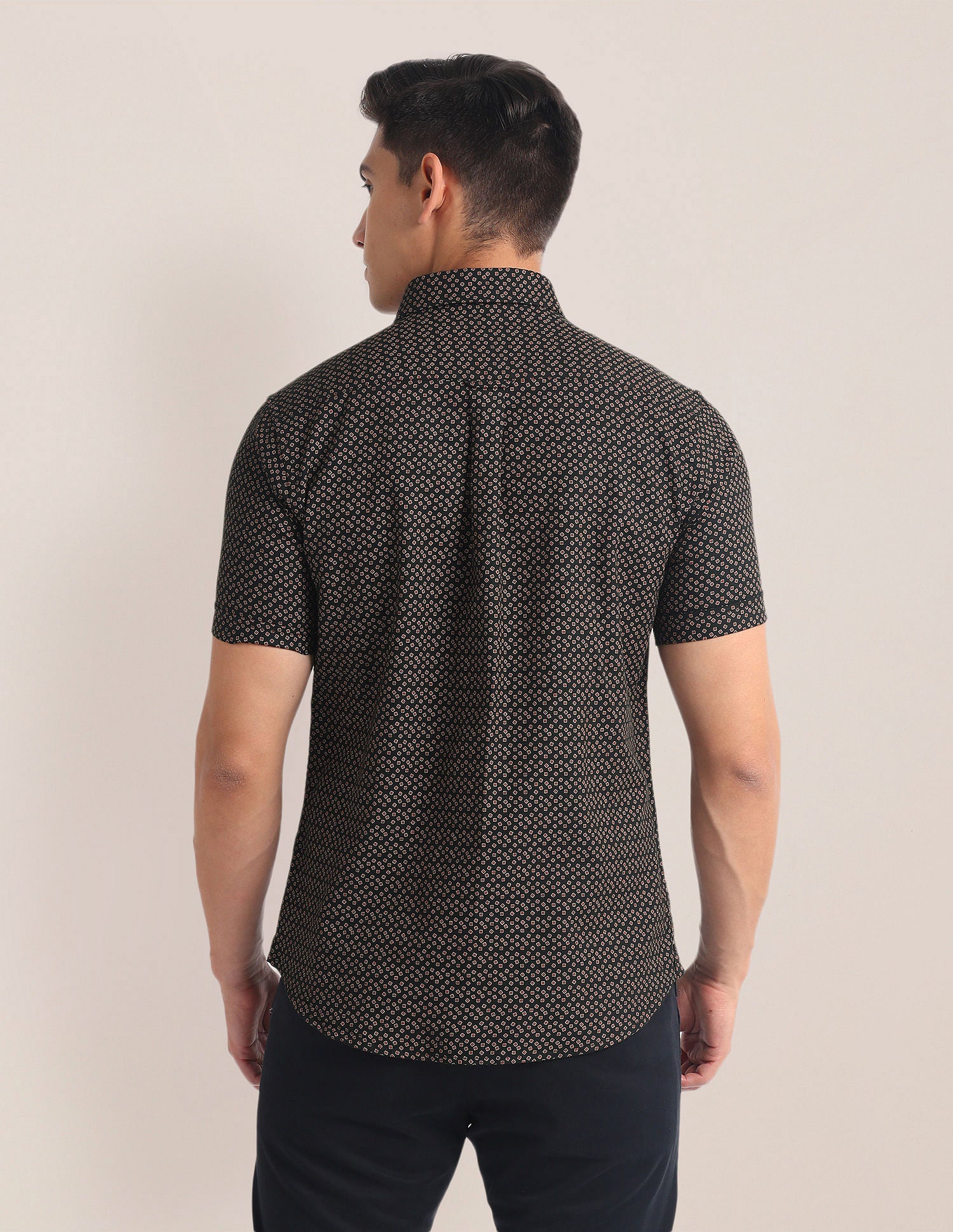 Geometric Print Tailored Fit Shirt Black - U.S. Polo Assn. India | Large