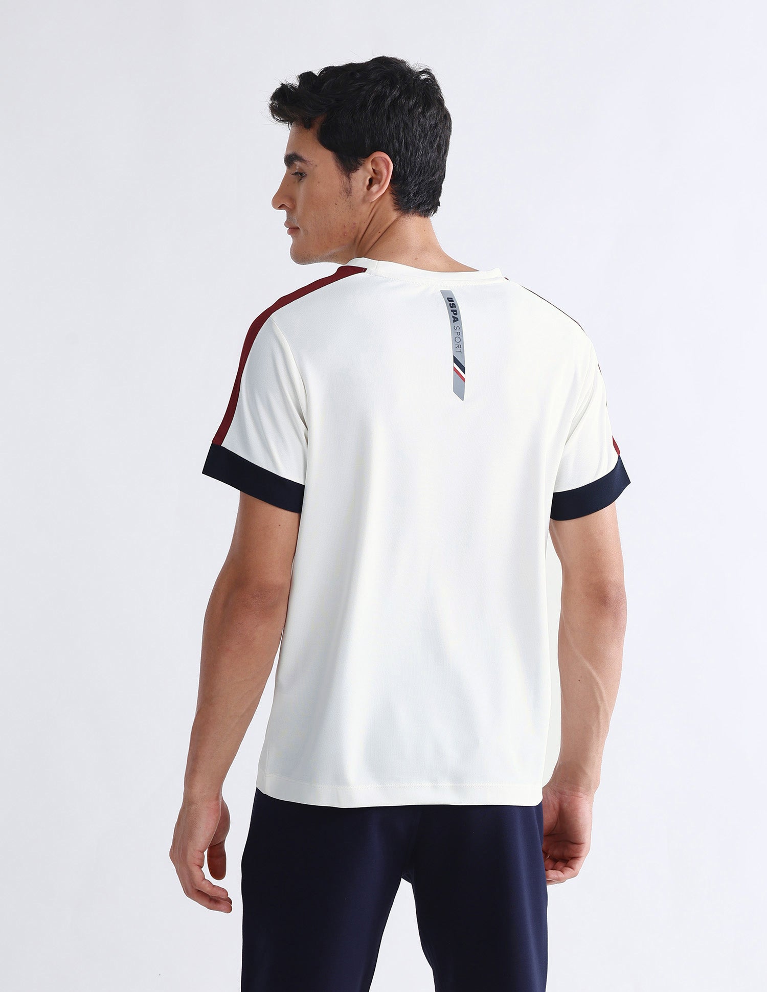 Brand Embossed Slim Fit T-Shirt Off White - U.S. Polo Assn. India | Large