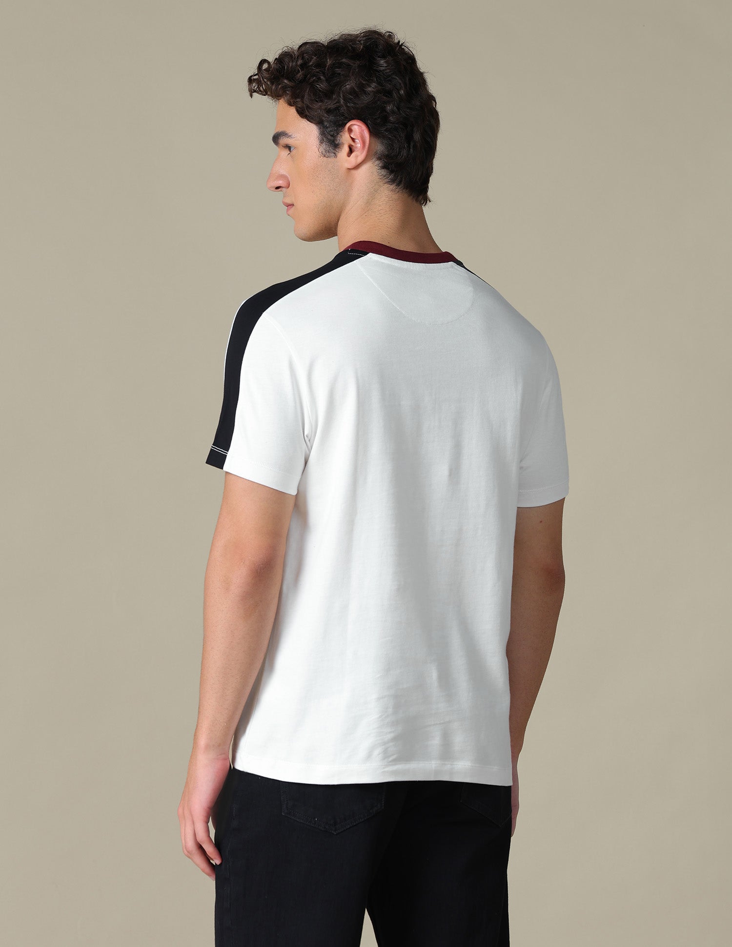 Solid Slim Fit T-Shirt Ivory - U.S. Polo Assn. India | Large