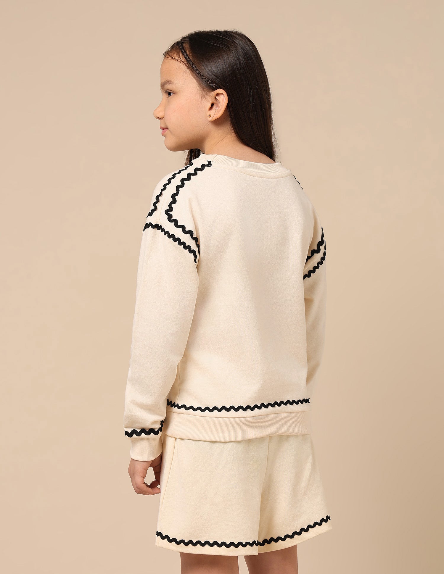 Girls Solid Comfort Fit Sweatshirt Off White - U.S. POLO ASSN. | Large