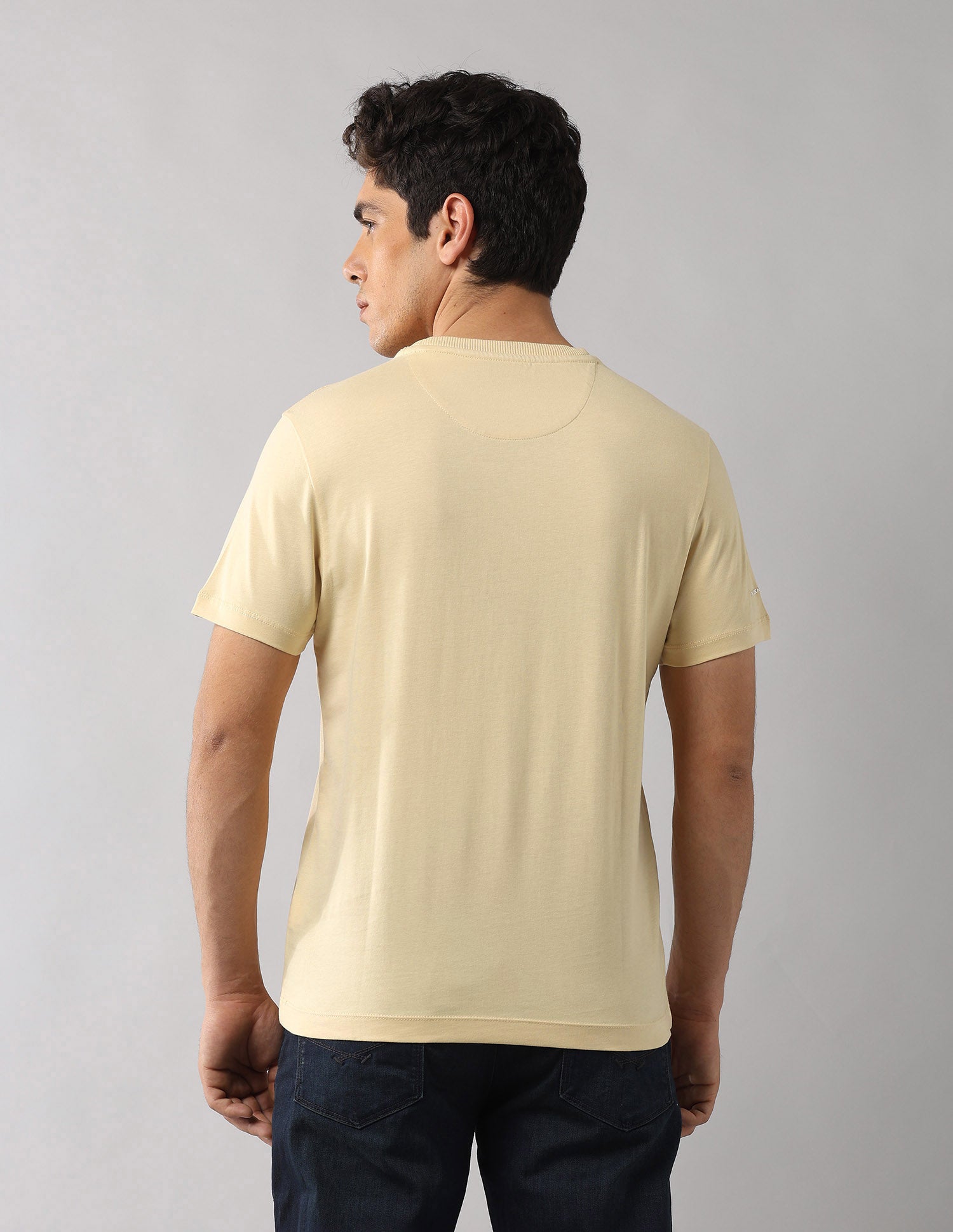 Brand Embossed Working Holiday T-Shirt Light Yellow - U.S. Polo Assn. India | Large