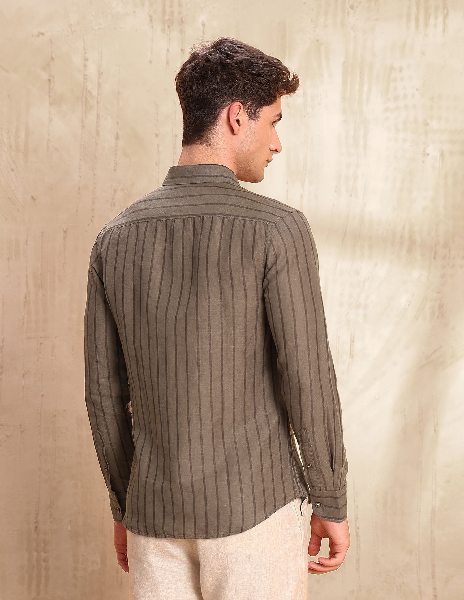 Vertical Striped Tailored Fit Shirt Brown - U.S. POLO ASSN. | Large