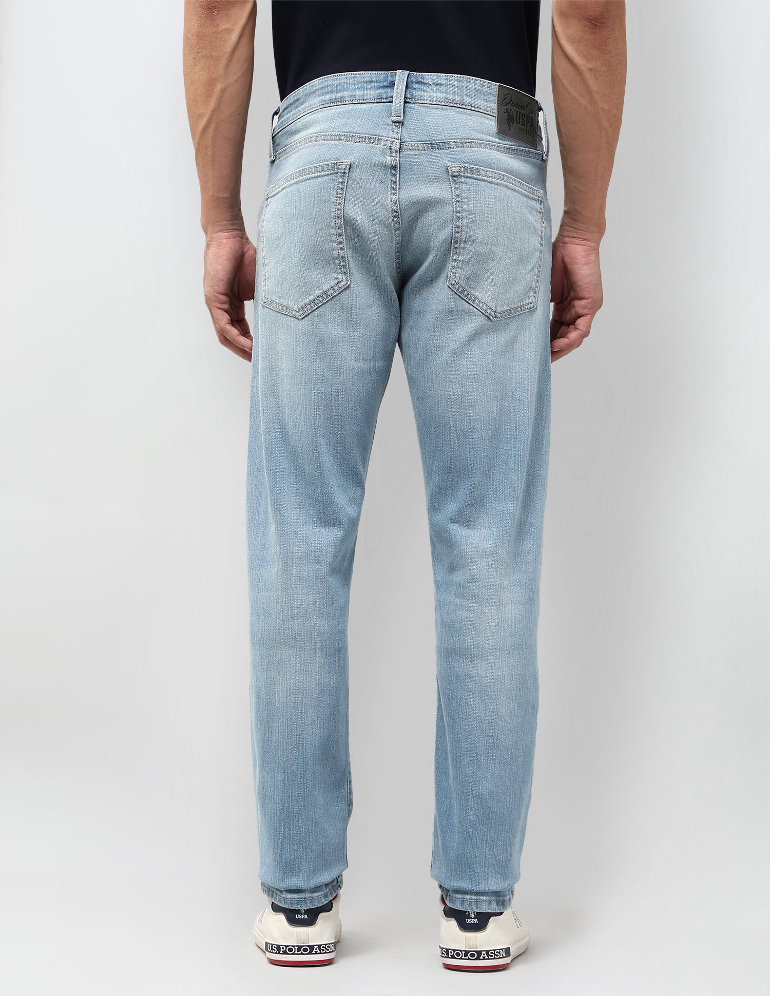 Brandon Slim Tapered Fit Blue Jeans Light Wash - U.S. POLO ASSN. | Large