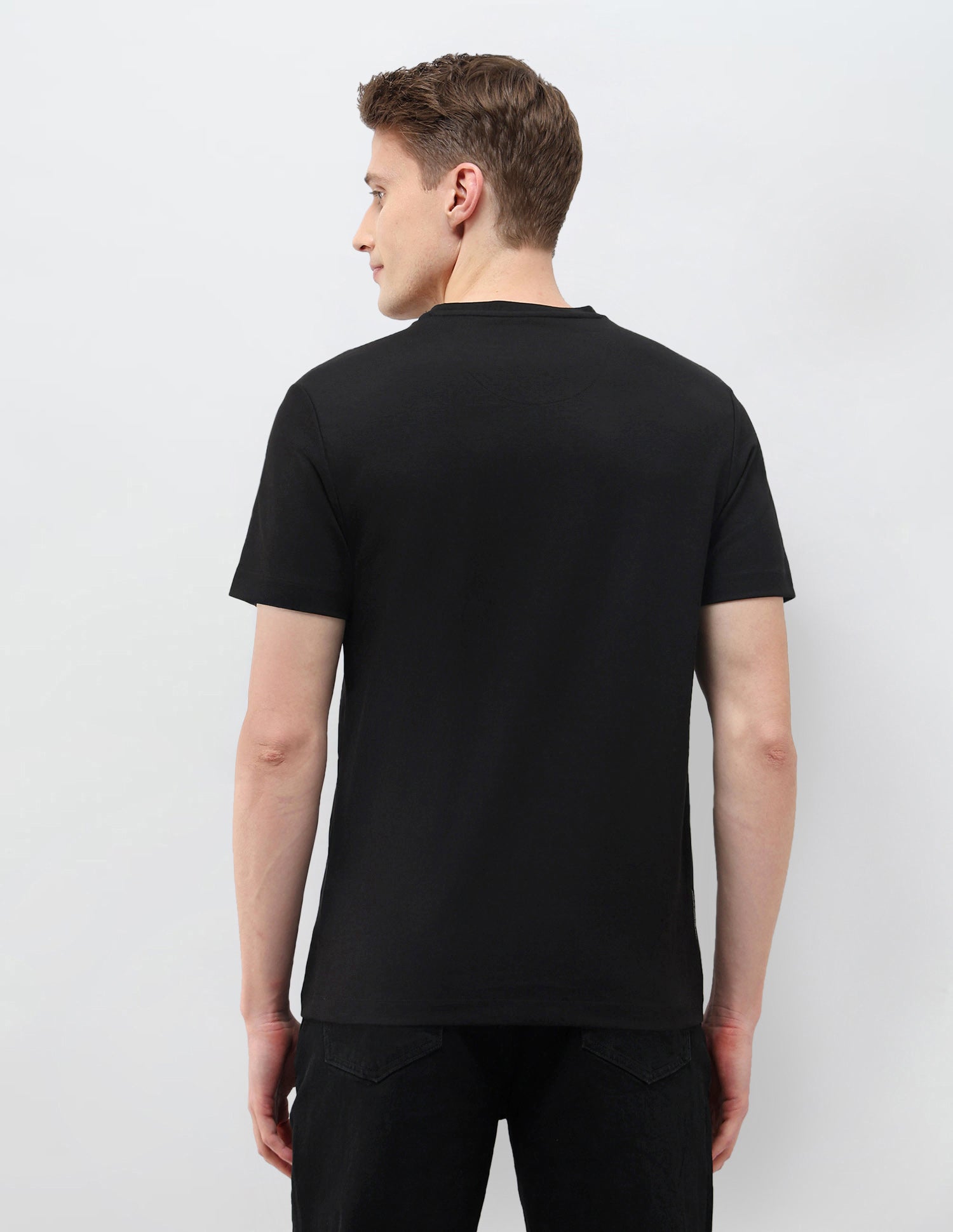 Black & Gold Brand Embossed Slim Fit T-Shirt Black - U.S. Polo Assn. India | Large