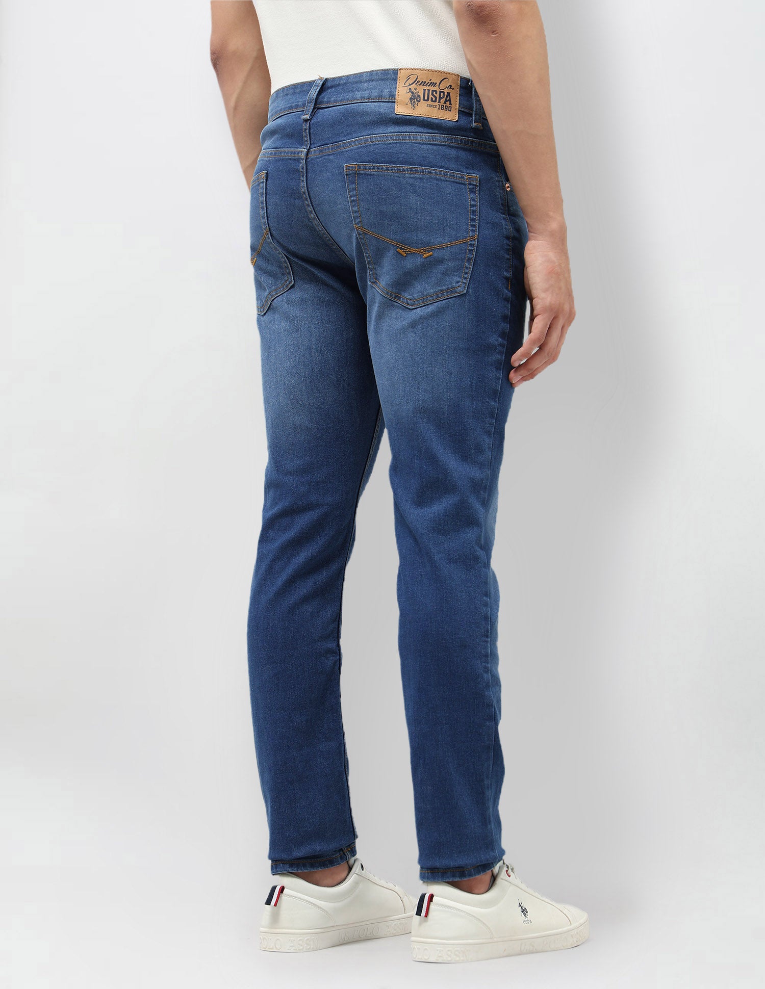 Brandon Slim Tapered Fit Blue Jeans Blue - U.S. Polo Assn. India | Large