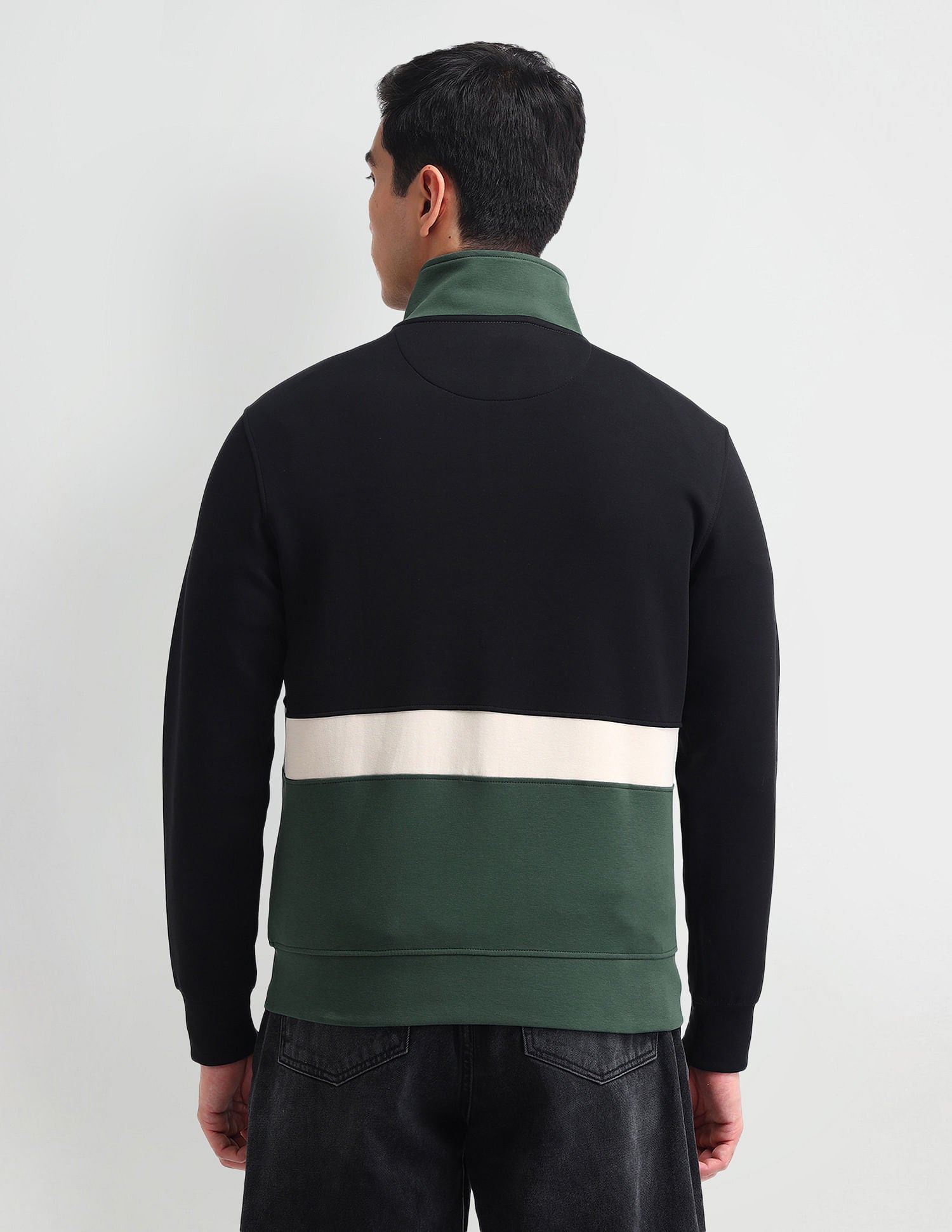 Regular Fit Colourblocked Sweatshirt Black - U.S. Polo Assn. India | Large