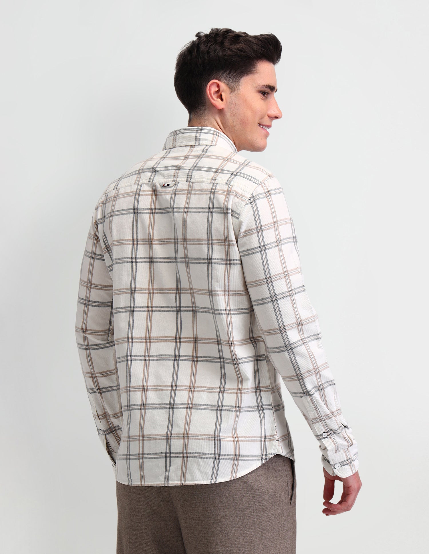 Midscale Checked Slim Fit Cotton Shirt Ivory - U.S. Polo Assn. India | Large