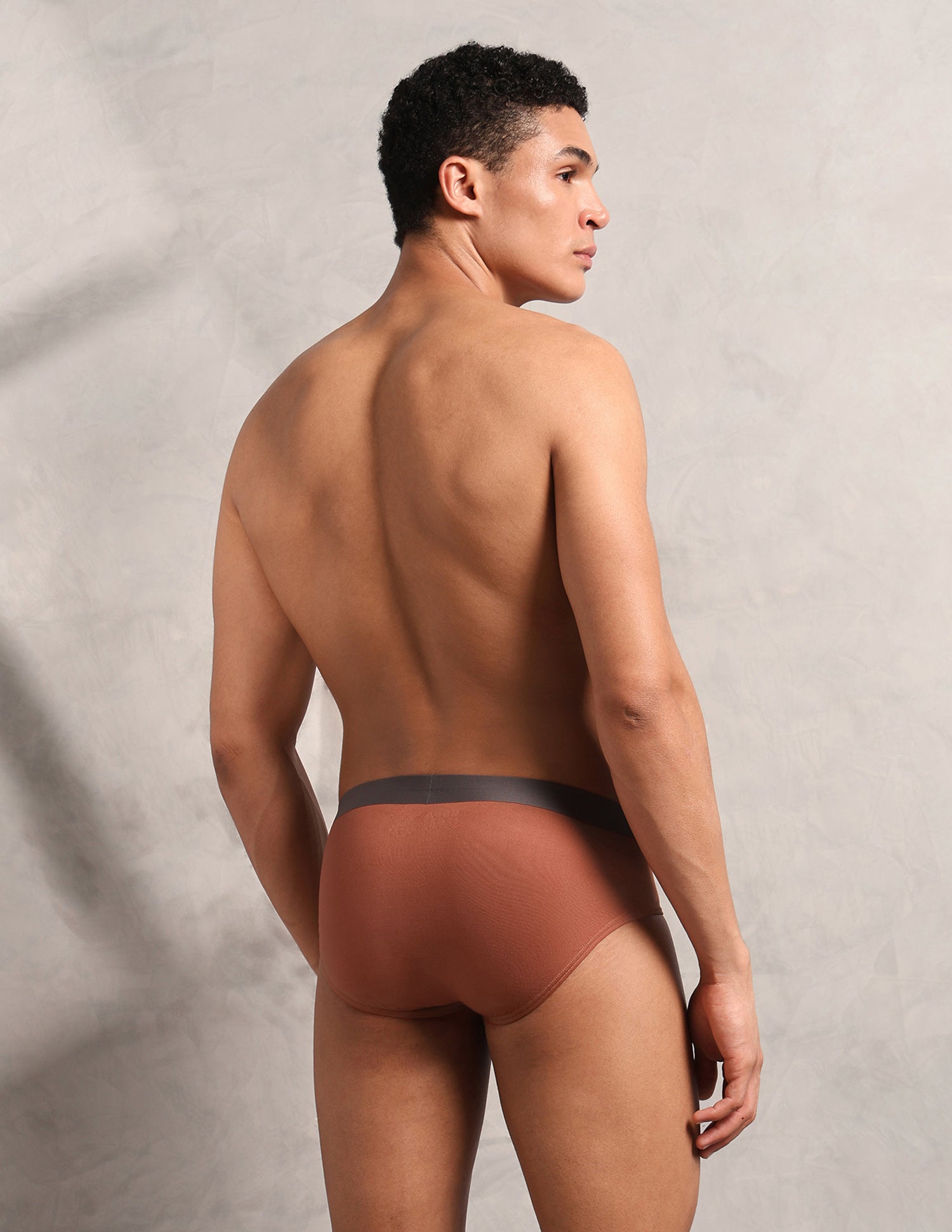 Breathable Seamless Sports RB002 Brief Rust - U.S. Polo Assn. India | Large