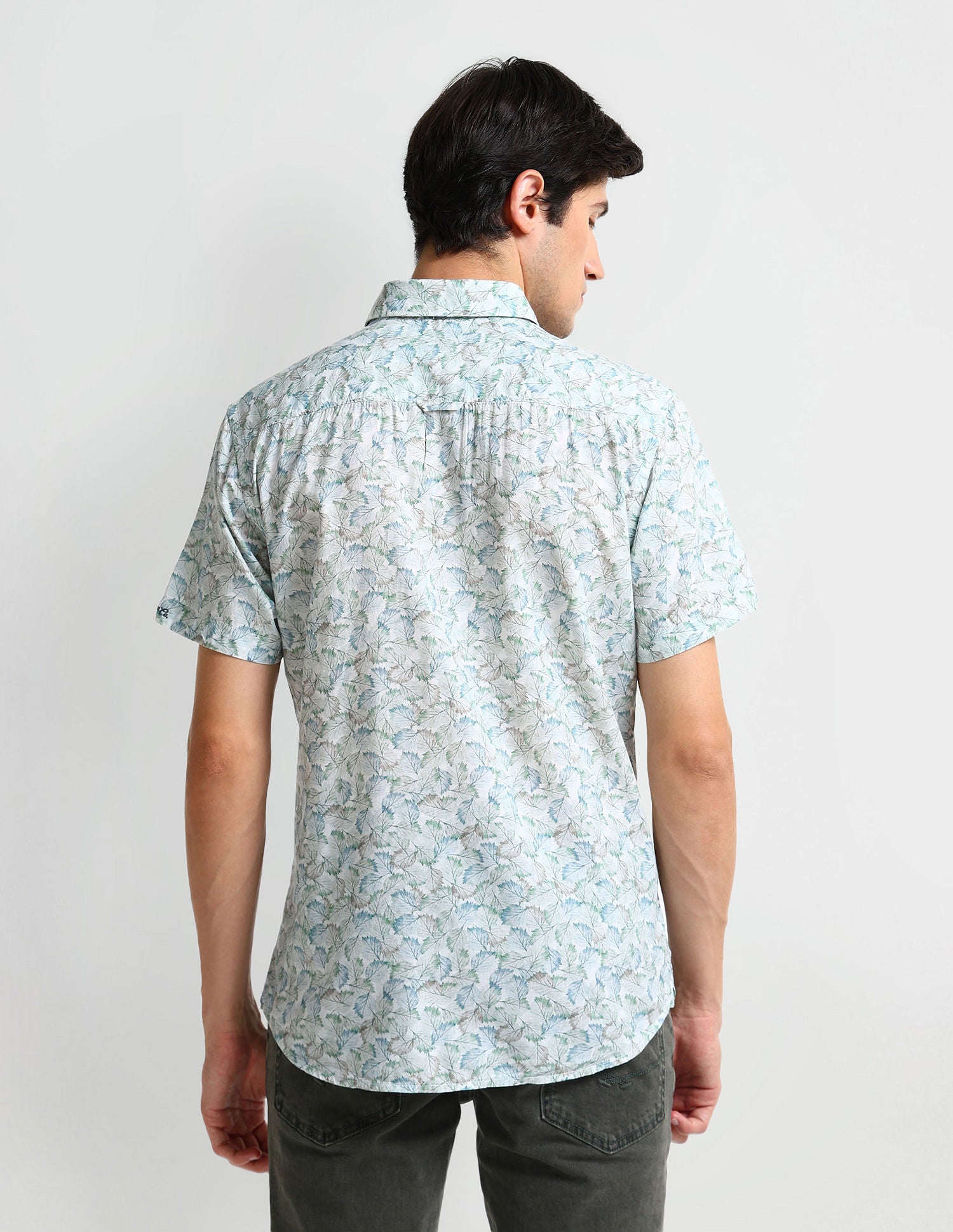 Tropical Print Slim Fit Shirt White and Aqua - U.S. Polo Assn. India | Large