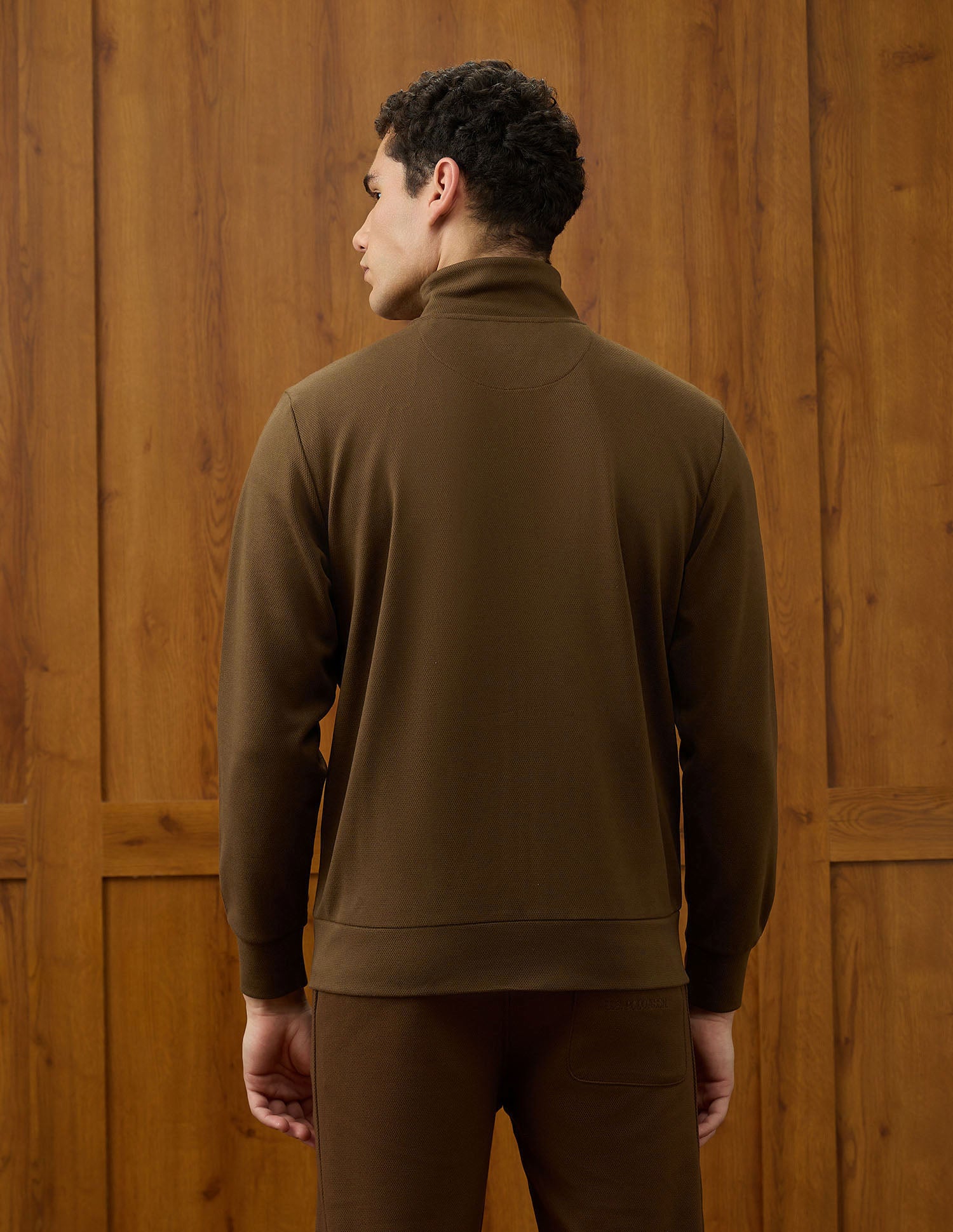 Equestrian Aisle Theater Textured Sweatshirt Dark Brown - U.S. POLO ASSN. | Large