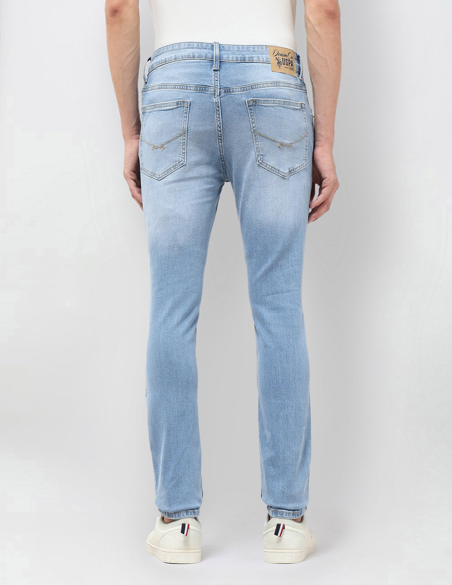 Brandon Slim Tapered Fit Blue Jeans Light Indigo - U.S. POLO ASSN. | Large